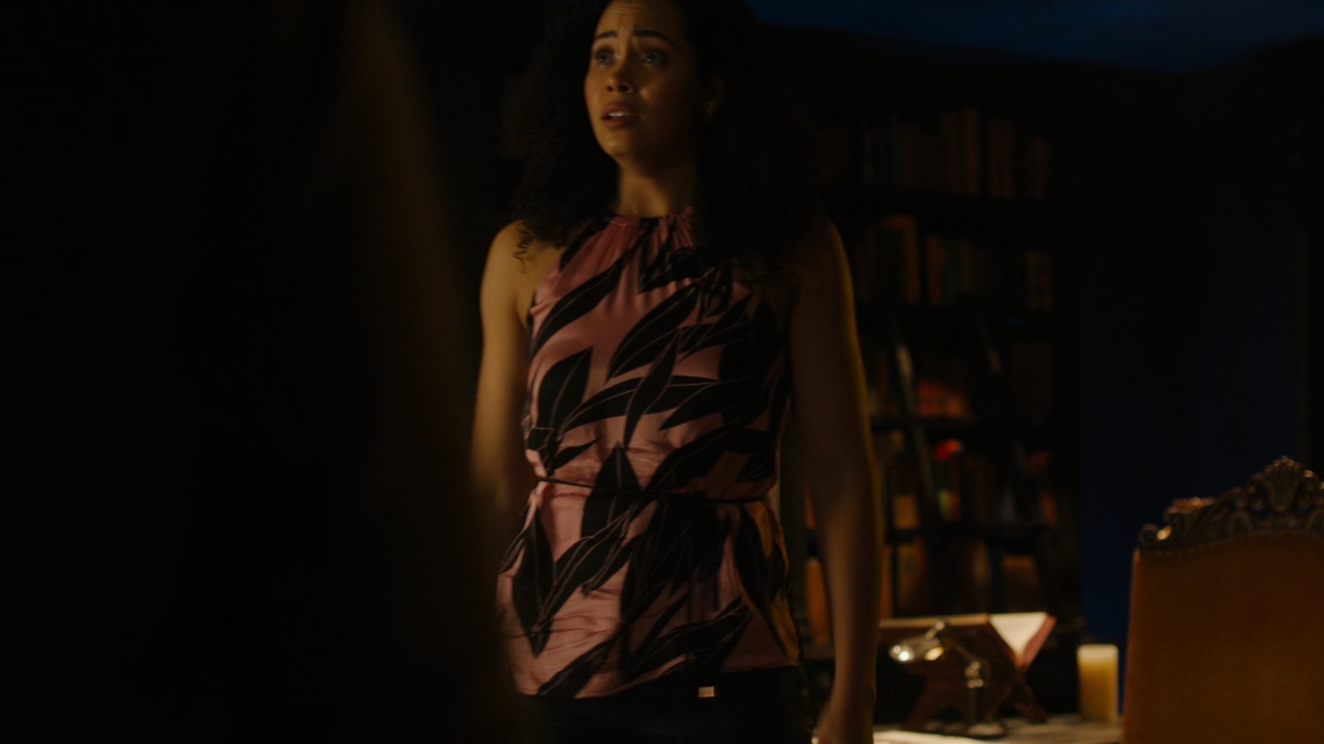 Charmed-Online-dot-nl_Charmed2x01-SafeSpace00933.jpg Charmed-Online-dot-nl_Charmed2x01-SafeSpace00933.jpg