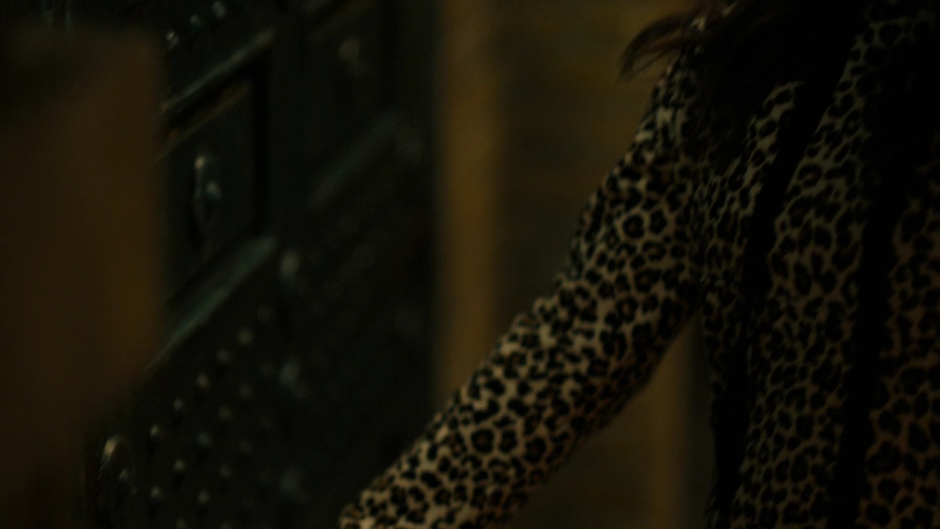 Charmed-Online-dot-nl_Charmed2x01-SafeSpace00949.jpg