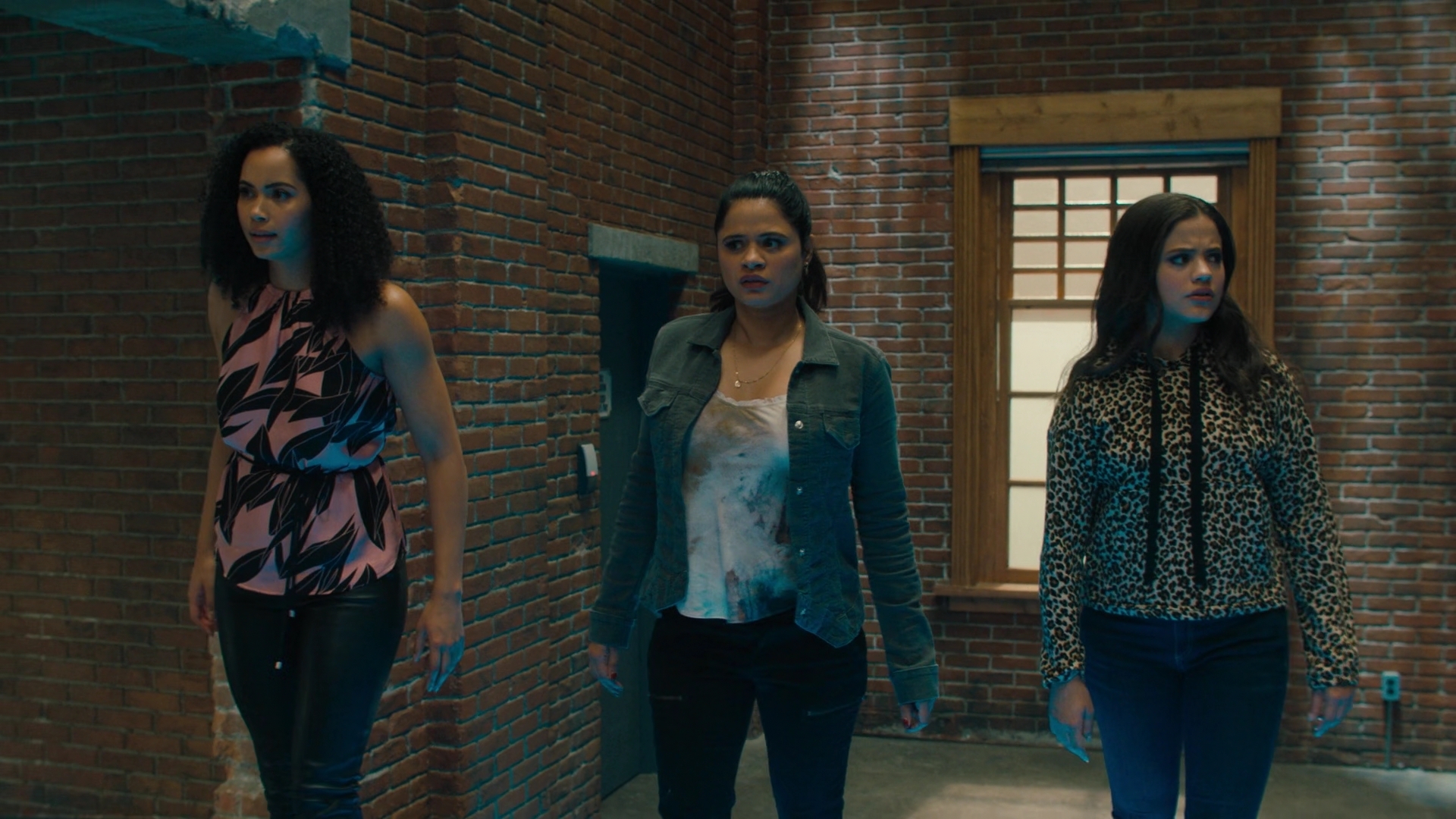 Charmed-Online-dot-nl_Charmed2x01-SafeSpace01021.jpg Charmed-Online-dot-nl_Charmed2x01-SafeSpace01021.jpg