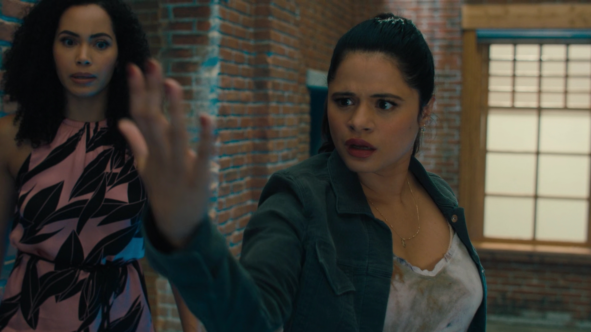 Charmed-Online-dot-nl_Charmed2x01-SafeSpace01042.jpg Charmed-Online-dot-nl_Charmed2x01-SafeSpace01042.jpg