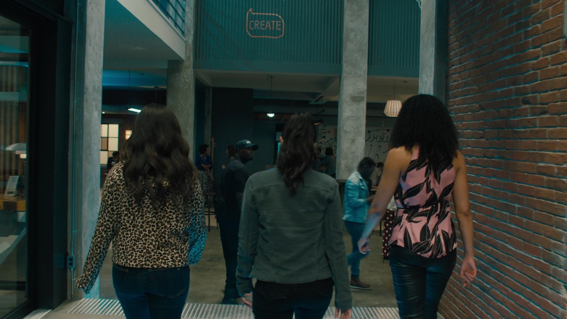 Charmed-Online-dot-nl_Charmed2x01-SafeSpace01075.jpg Charmed-Online-dot-nl_Charmed2x01-SafeSpace01075.jpg