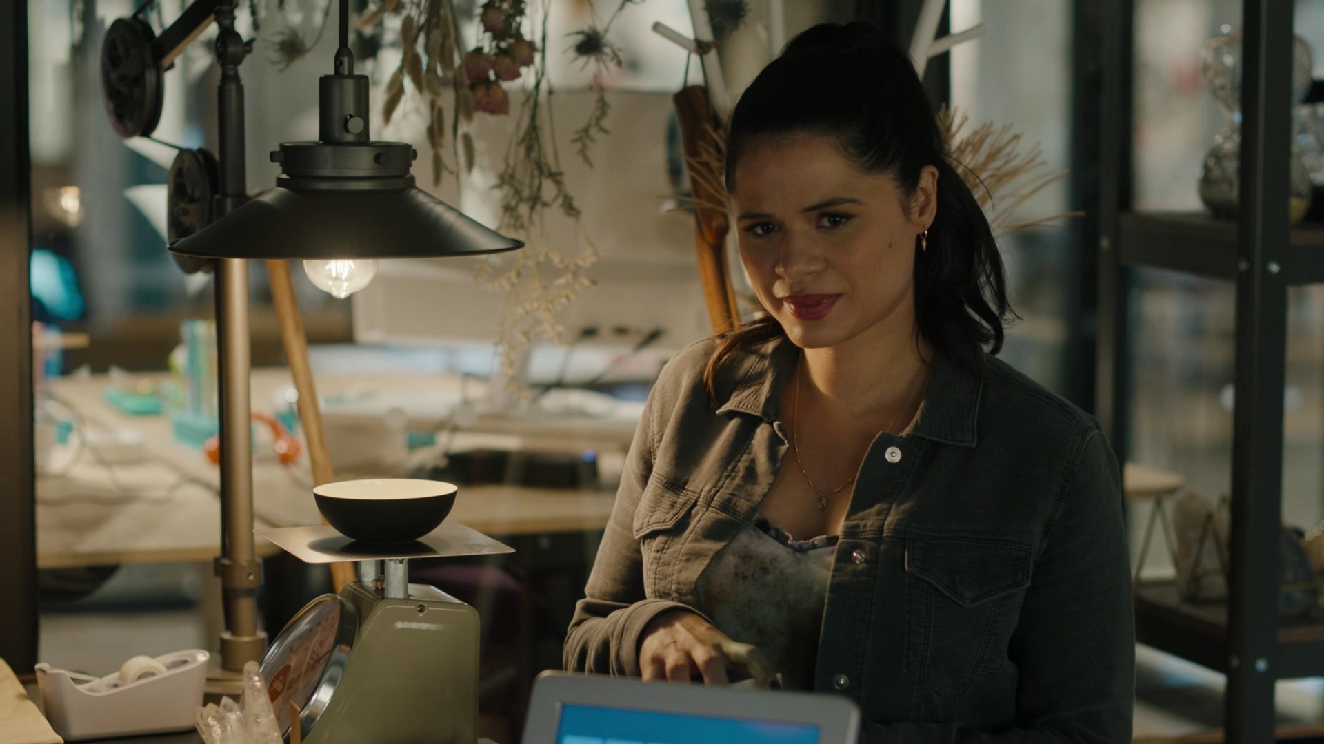 Charmed-Online-dot-nl_Charmed2x01-SafeSpace01167.jpg Charmed-Online-dot-nl_Charmed2x01-SafeSpace01167.jpg