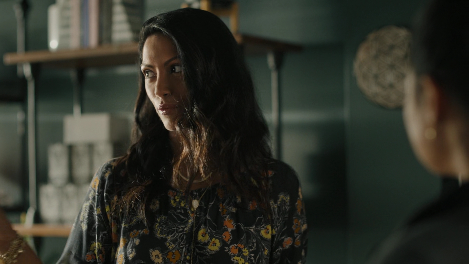 Charmed-Online-dot-nl_Charmed2x01-SafeSpace01175.jpg Charmed-Online-dot-nl_Charmed2x01-SafeSpace01175.jpg