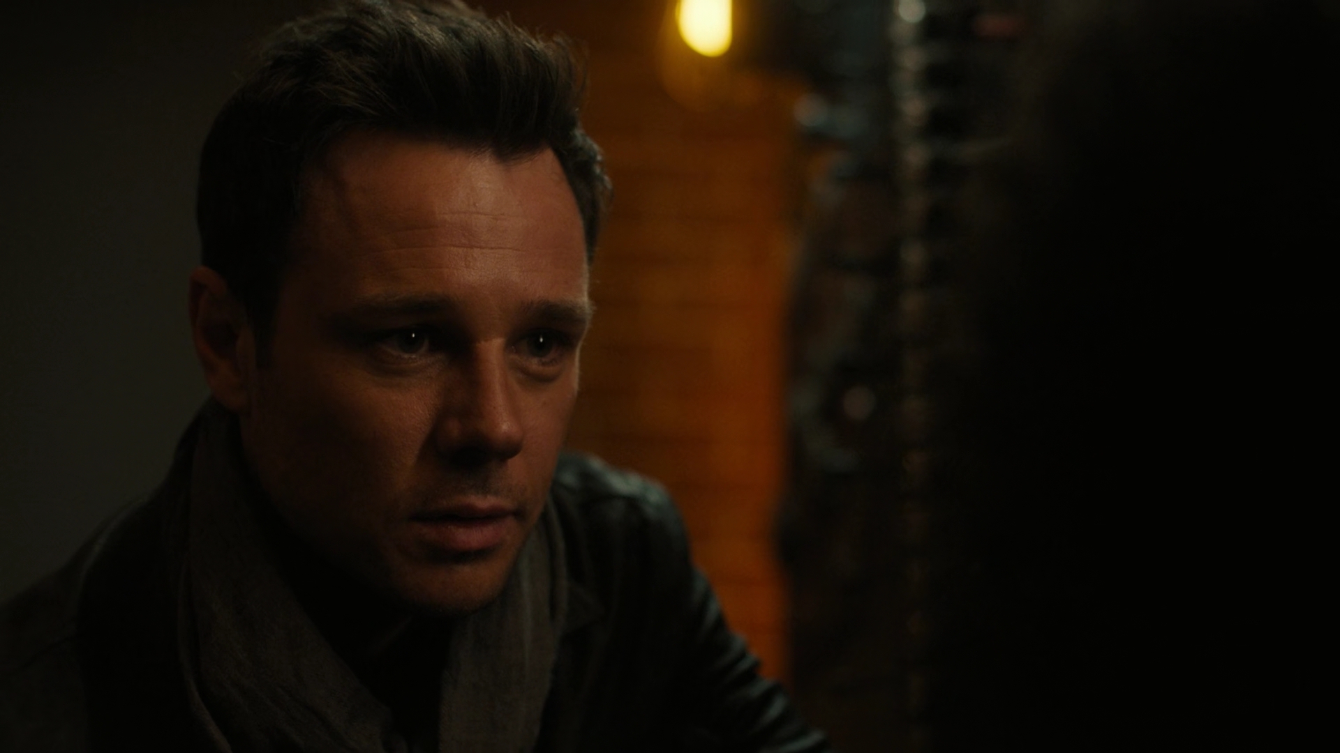 Charmed-Online-dot-nl_Charmed2x01-SafeSpace01508.jpg