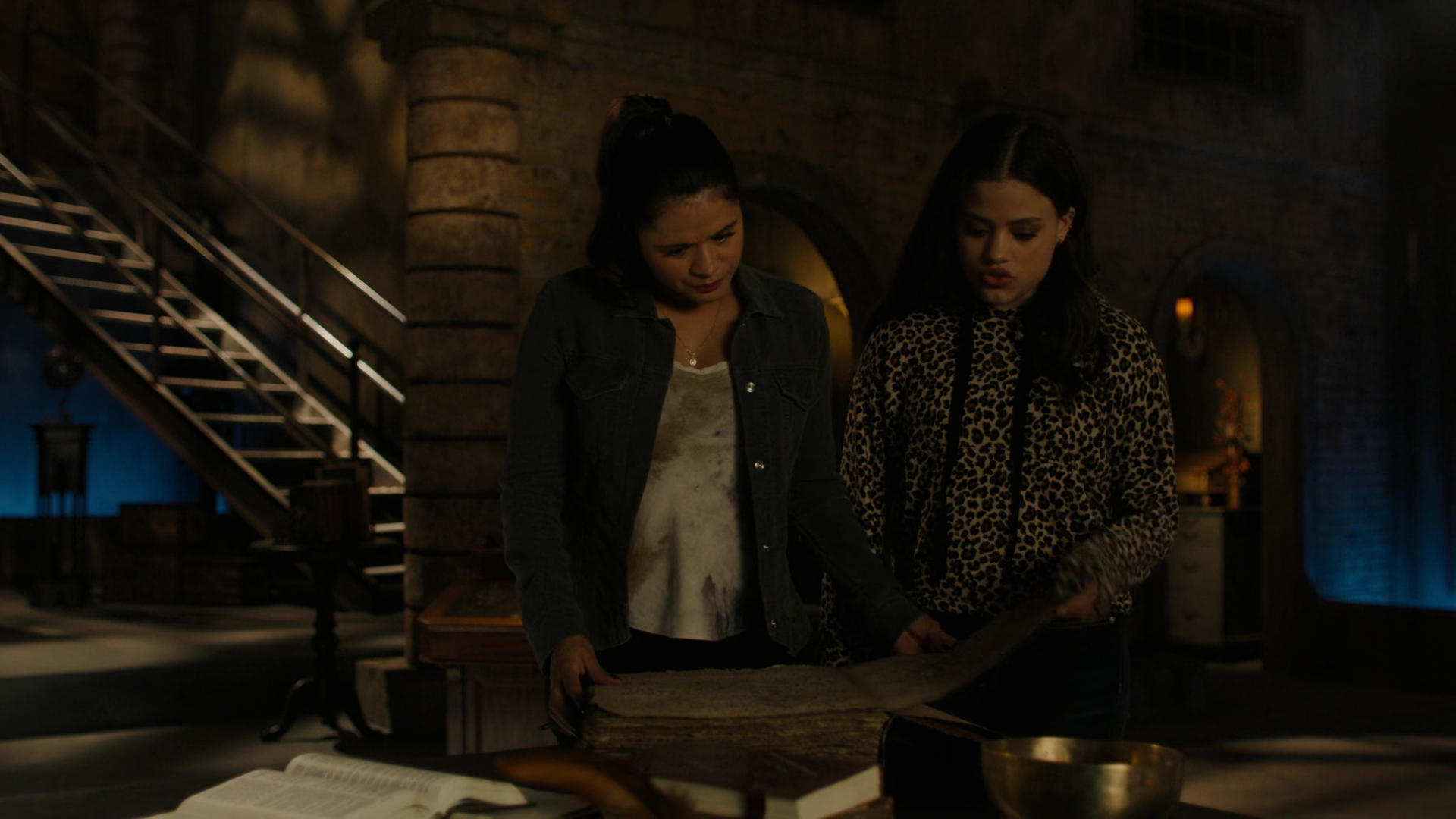 Charmed-Online-dot-nl_Charmed2x01-SafeSpace01594.jpg Charmed-Online-dot-nl_Charmed2x01-SafeSpace01594.jpg