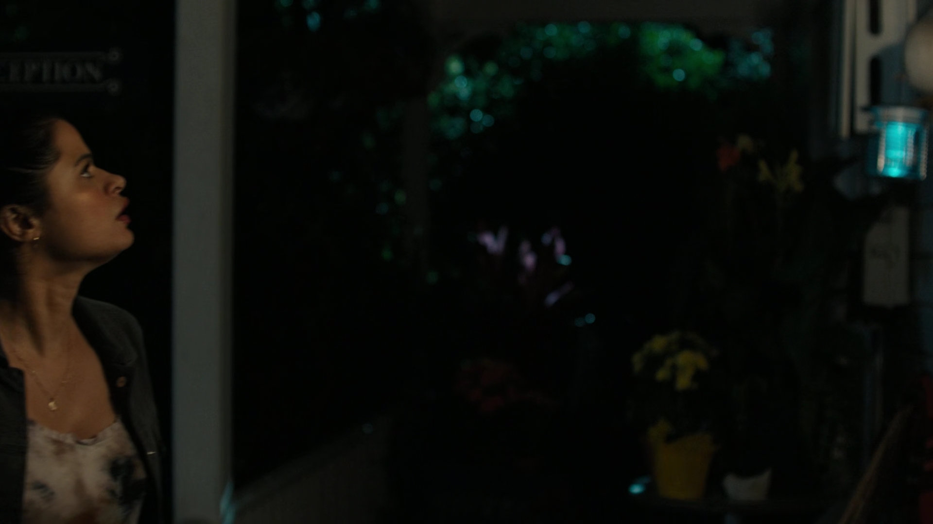 Charmed-Online-dot-nl_Charmed2x01-SafeSpace01668.jpg