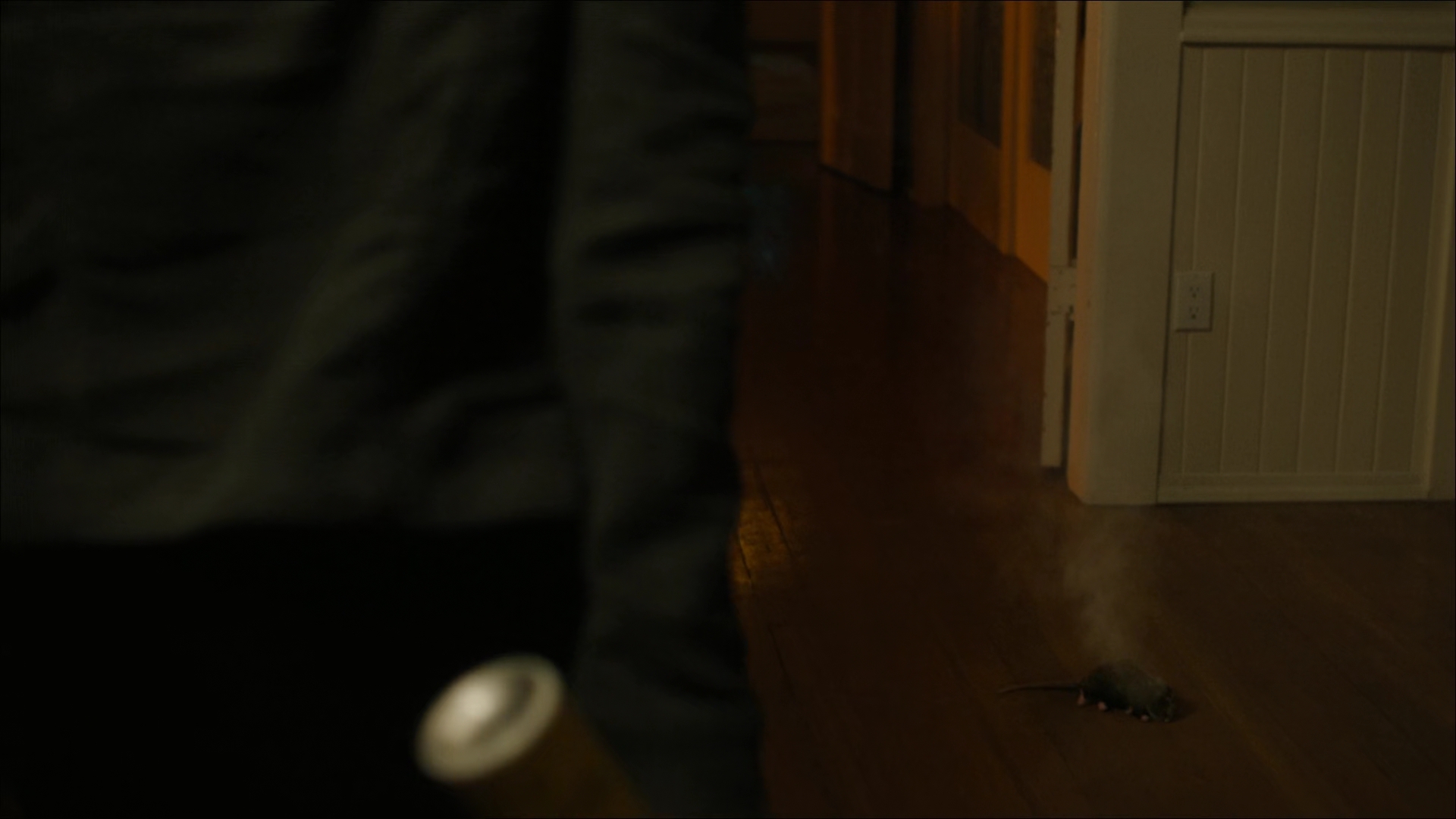 Charmed-Online-dot-nl_Charmed2x01-SafeSpace01818.jpg Charmed-Online-dot-nl_Charmed2x01-SafeSpace01818.jpg