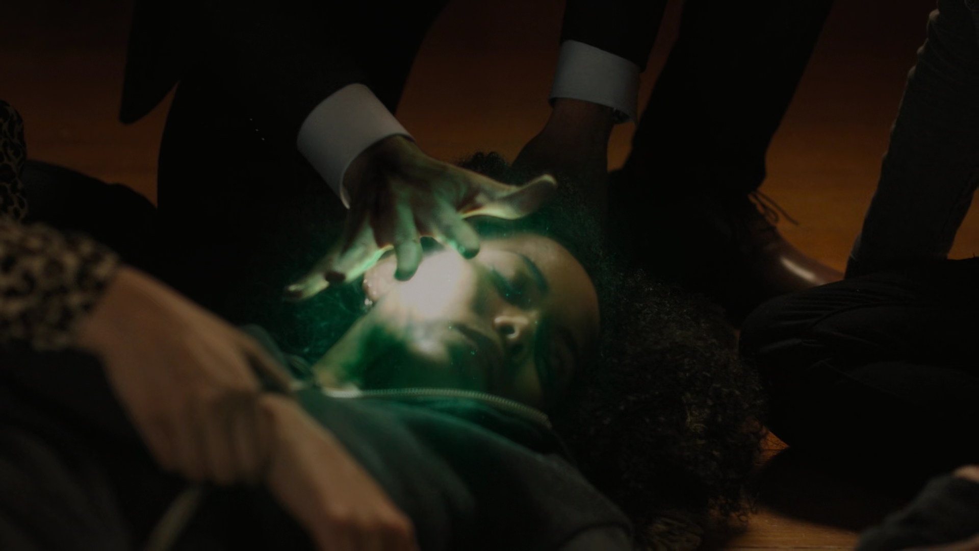 Charmed-Online-dot-nl_Charmed2x01-SafeSpace01884.jpg Charmed-Online-dot-nl_Charmed2x01-SafeSpace01884.jpg