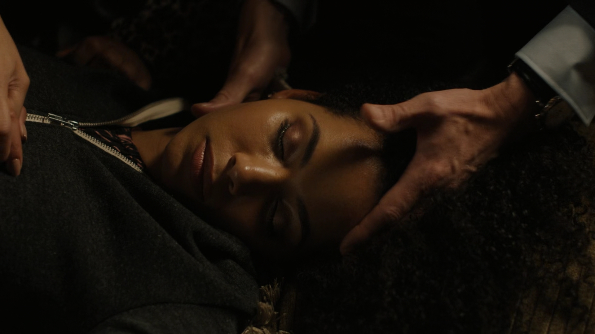 Charmed-Online-dot-nl_Charmed2x01-SafeSpace01898.jpg Charmed-Online-dot-nl_Charmed2x01-SafeSpace01898.jpg