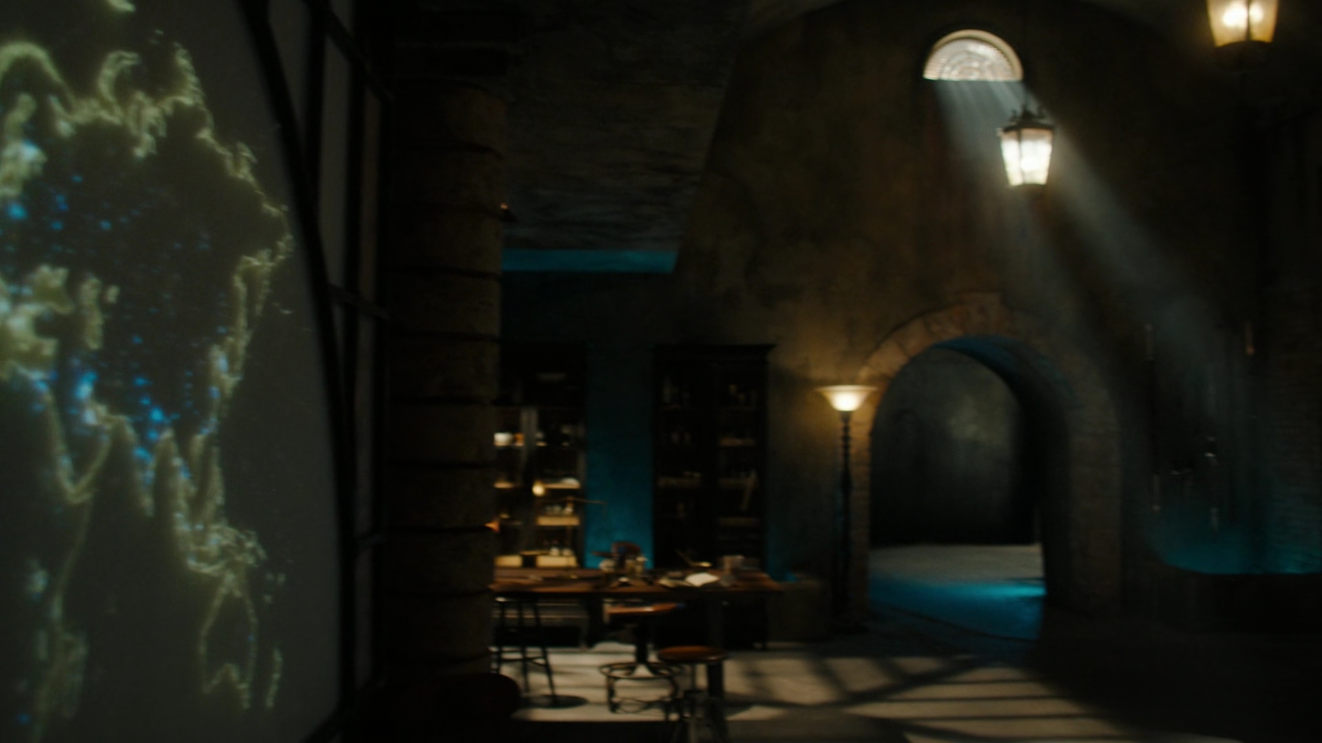 Charmed-Online-dot-nl_Charmed2x01-SafeSpace02040.jpg Charmed-Online-dot-nl_Charmed2x01-SafeSpace02040.jpg