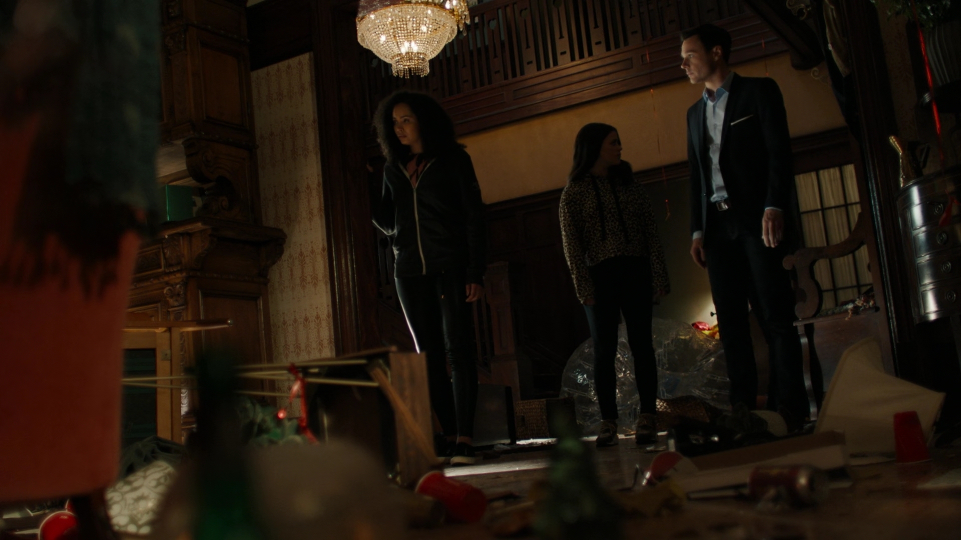Charmed-Online-dot-nl_Charmed2x01-SafeSpace02315.jpg