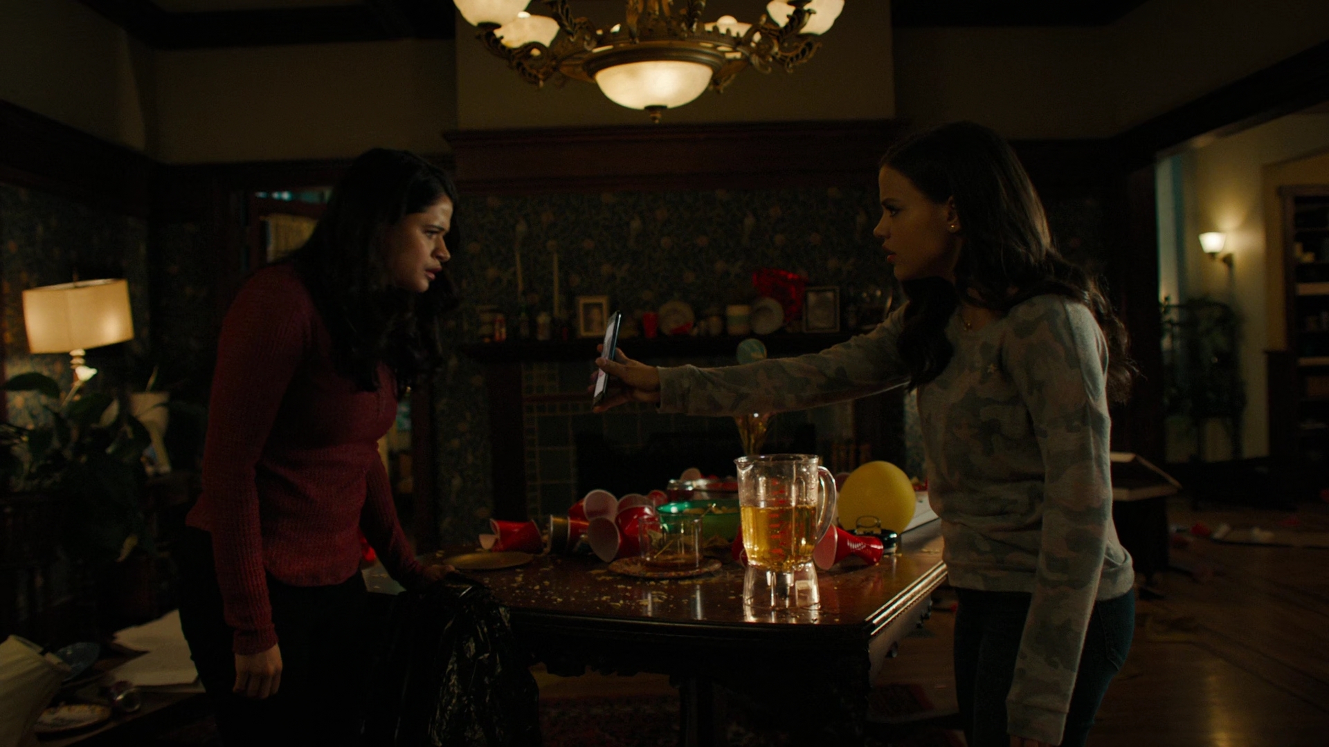 Charmed-Online-dot-nl_Charmed2x02ThingstoDoInSeattleWhenYoureDead00223.jpg