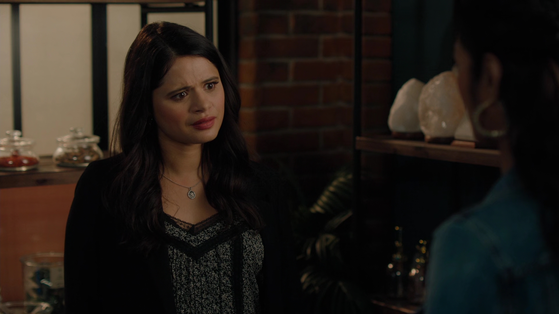 Charmed-Online-dot-nl_Charmed2x02ThingstoDoInSeattleWhenYoureDead01022.jpg Charmed-Online-dot-nl_Charmed2x02ThingstoDoInSeattleWhenYoureDead01022.jpg