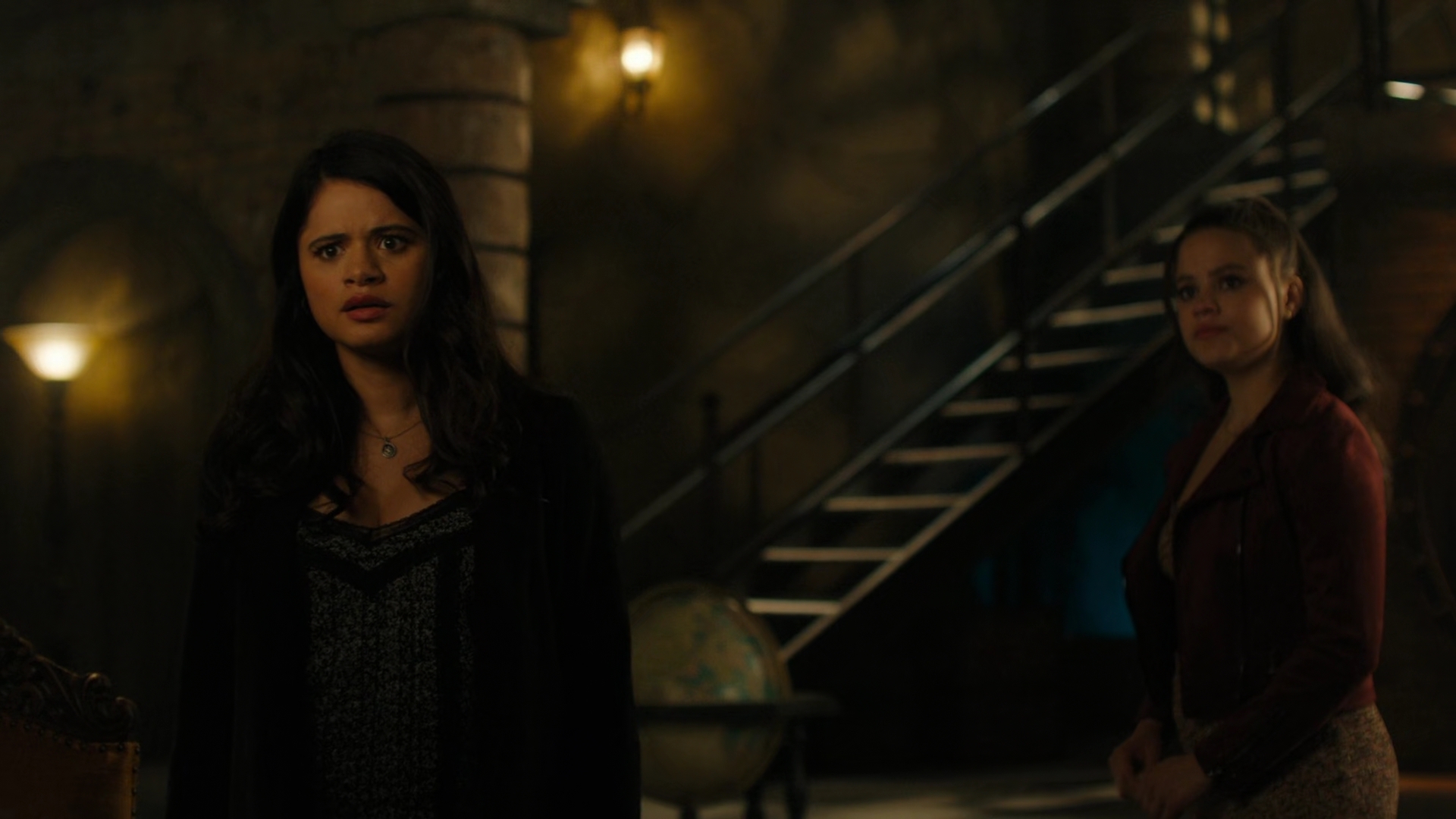 Charmed-Online-dot-nl_Charmed2x02ThingstoDoInSeattleWhenYoureDead01527.jpg Charmed-Online-dot-nl_Charmed2x02ThingstoDoInSeattleWhenYoureDead01527.jpg