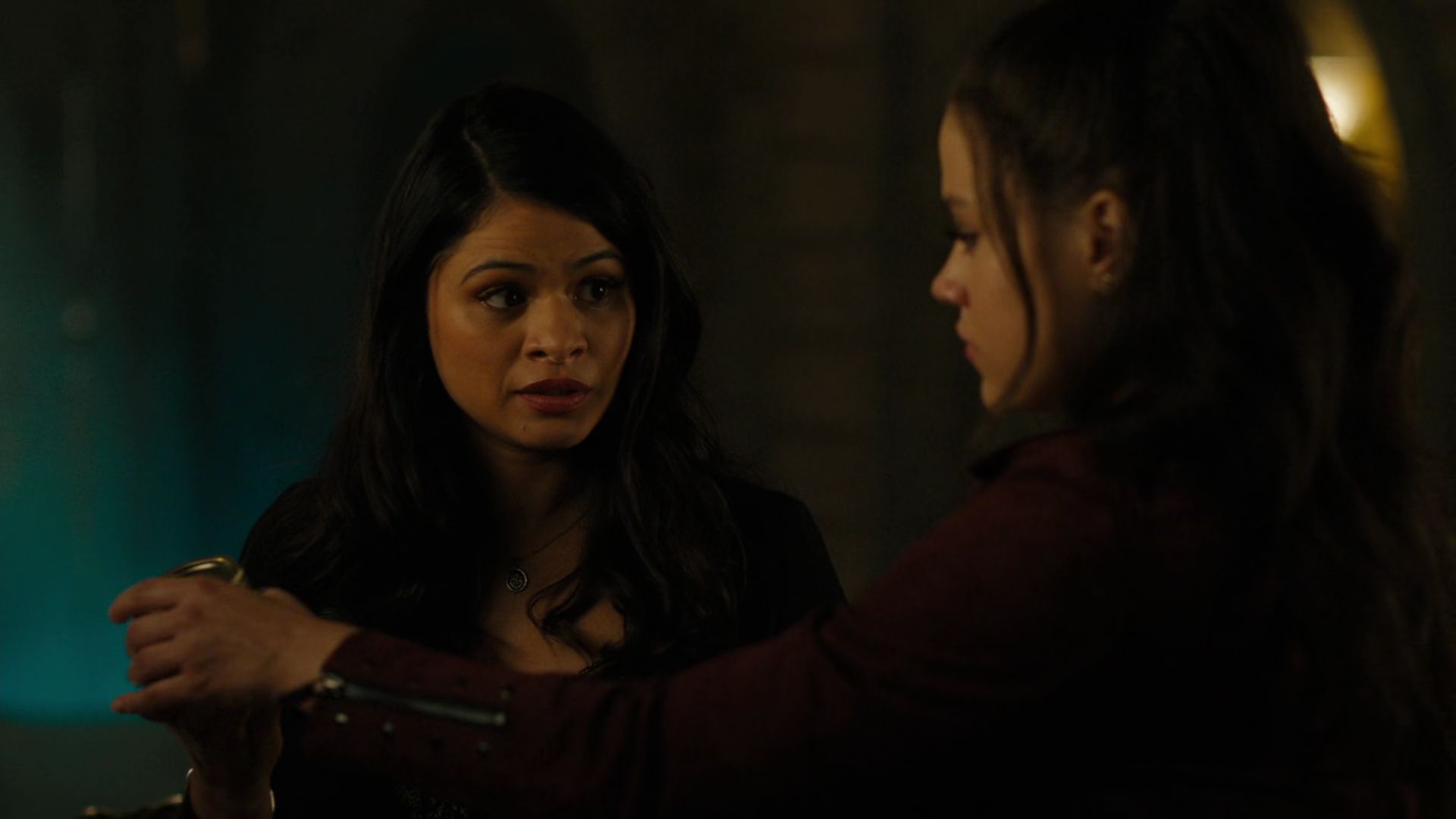 Charmed-Online-dot-nl_Charmed2x02ThingstoDoInSeattleWhenYoureDead01577.jpg