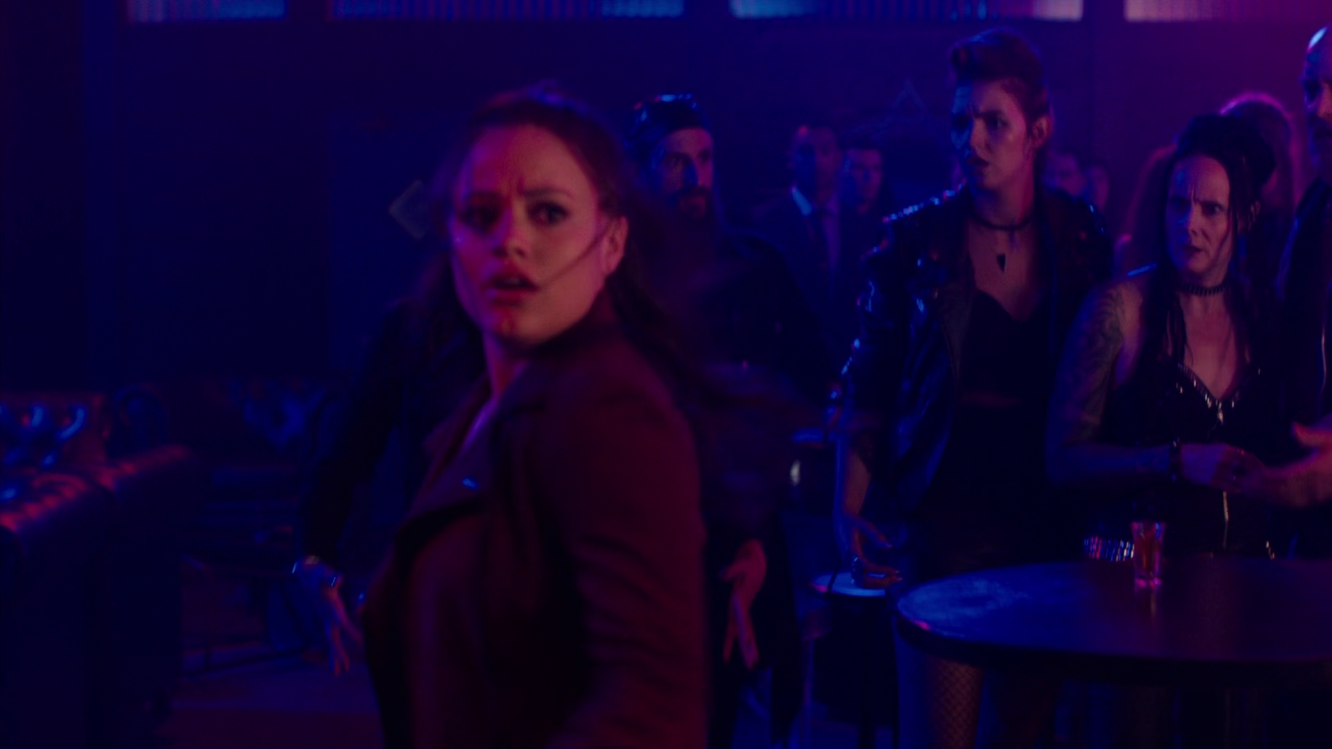 Charmed-Online-dot-nl_Charmed2x02ThingstoDoInSeattleWhenYoureDead02031.jpg