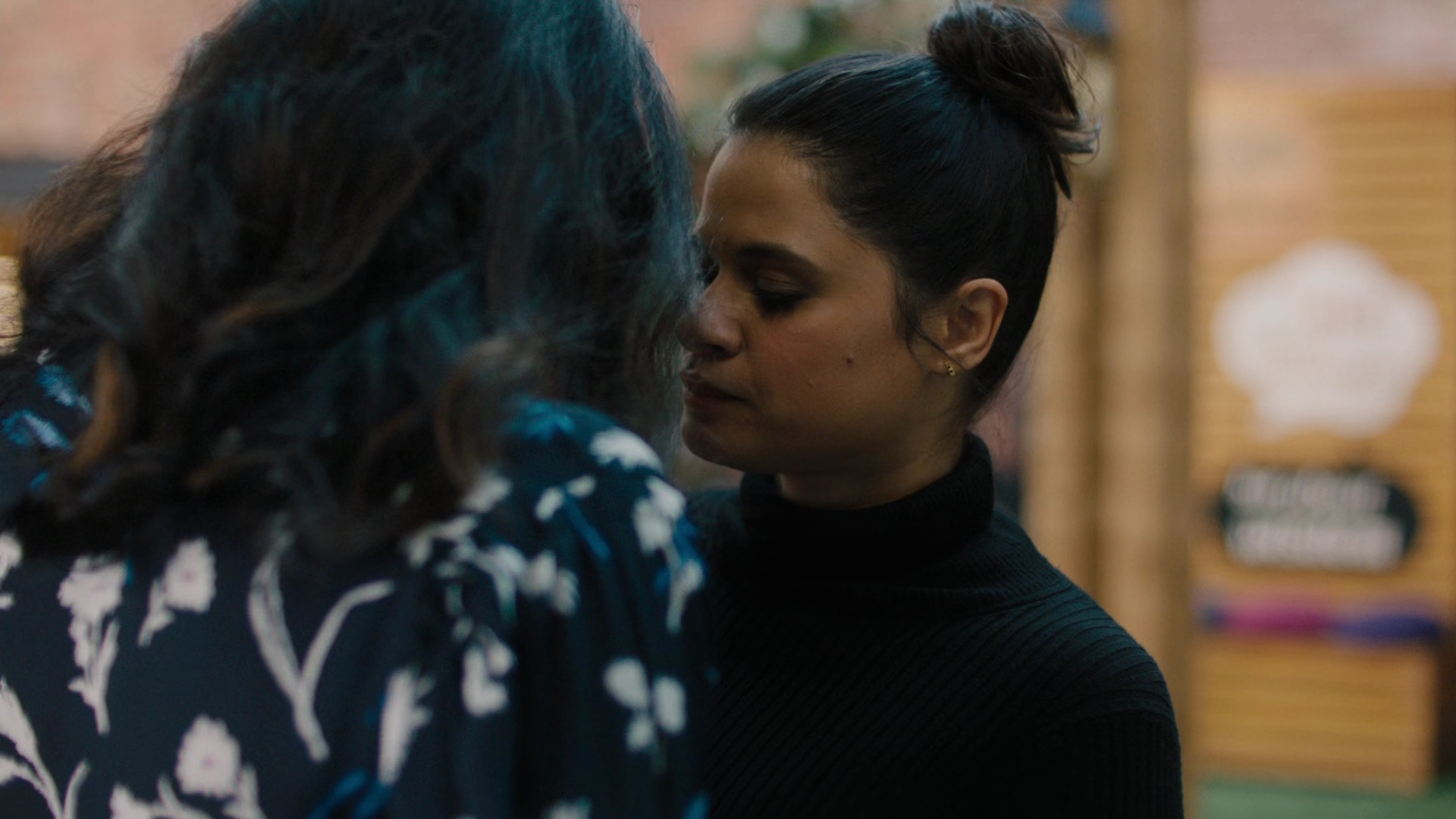 Charmed-Online-dot-nl_Charmed2x03BeCarefulWhatYouWitchFor01647.jpg Charmed-Online-dot-nl_Charmed2x03BeCarefulWhatYouWitchFor01647.jpg