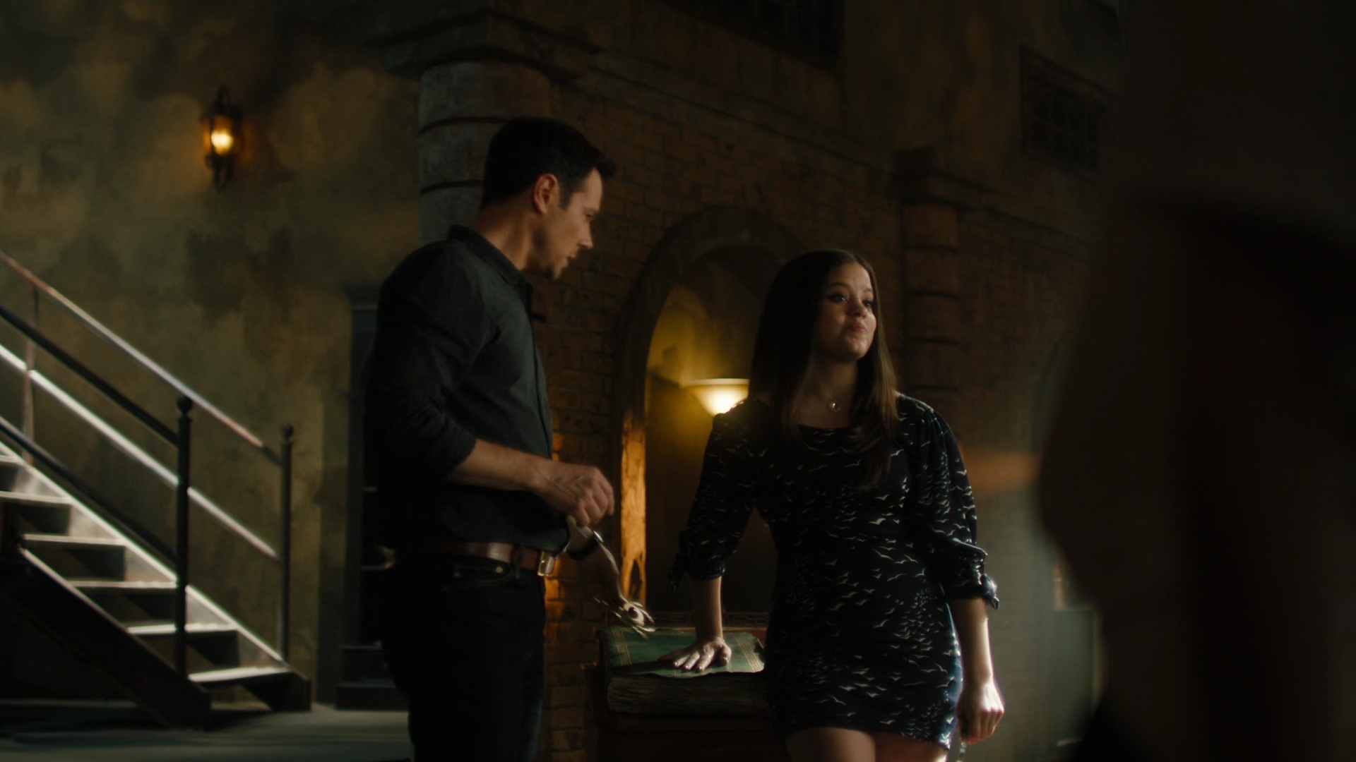 Charmed-Online-dot-nl_Charmed2x03BeCarefulWhatYouWitchFor02238.jpg