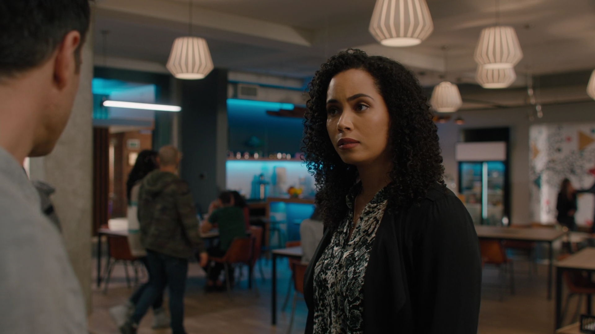 Charmed-Online-dot-nl_Charmed2x04DeconstructingHarry00356.jpg