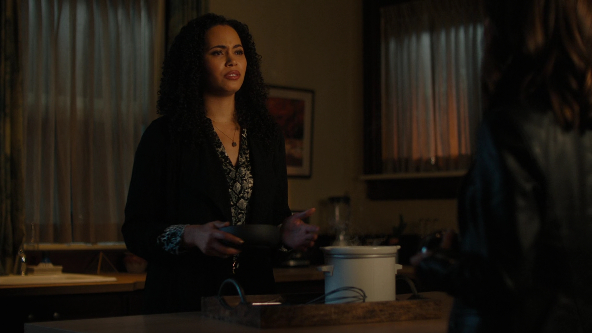 Charmed-Online-dot-nl_Charmed2x04DeconstructingHarry01701.jpg Charmed-Online-dot-nl_Charmed2x04DeconstructingHarry01701.jpg