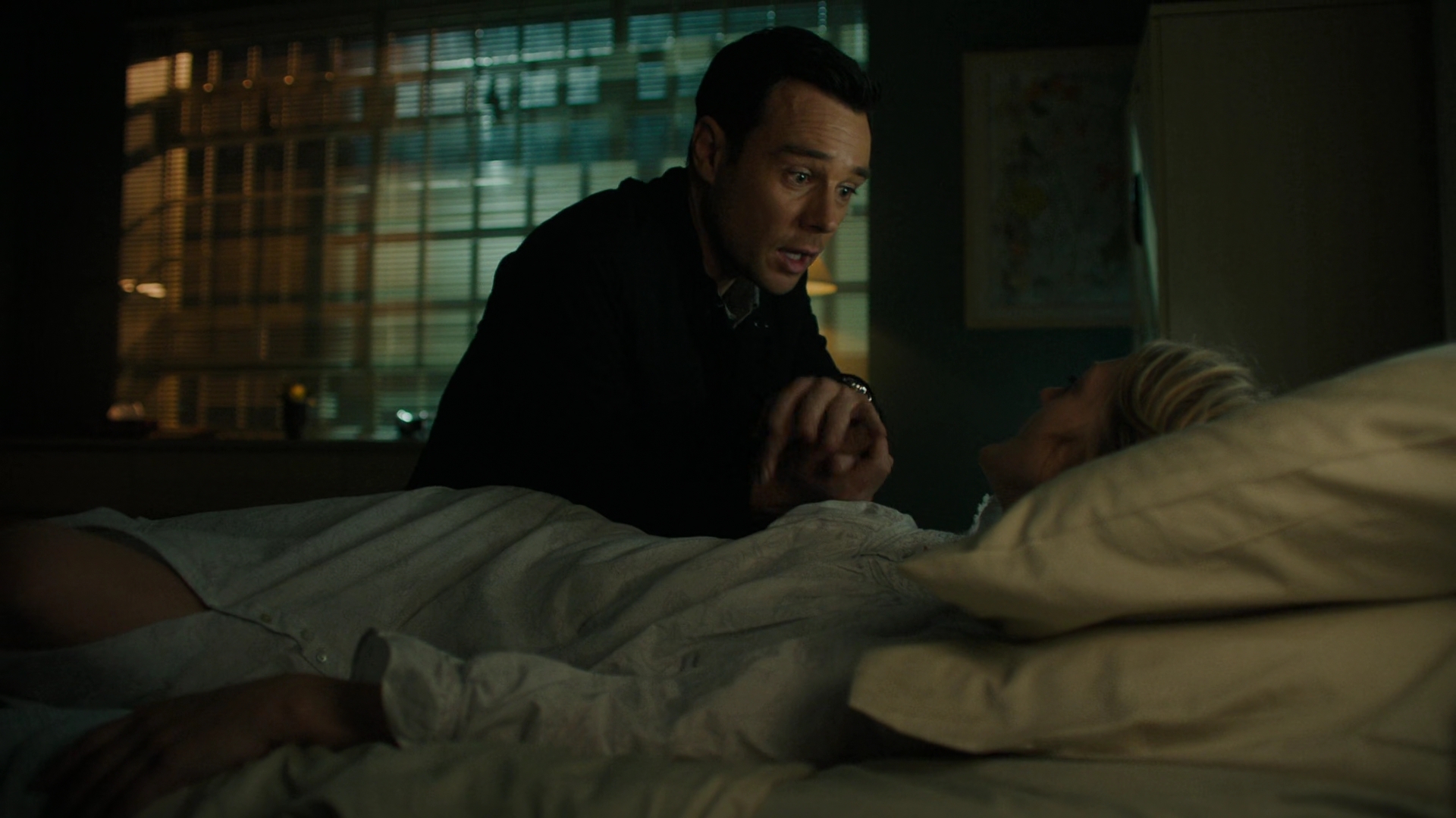 Charmed-Online-dot-nl_Charmed2x04DeconstructingHarry01817.jpg Charmed-Online-dot-nl_Charmed2x04DeconstructingHarry01817.jpg