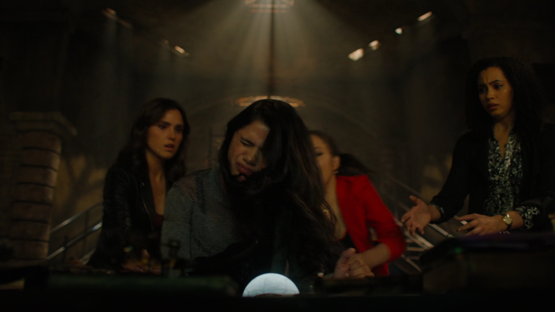 Charmed-Online-dot-nl_Charmed2x04DeconstructingHarry01898.jpg