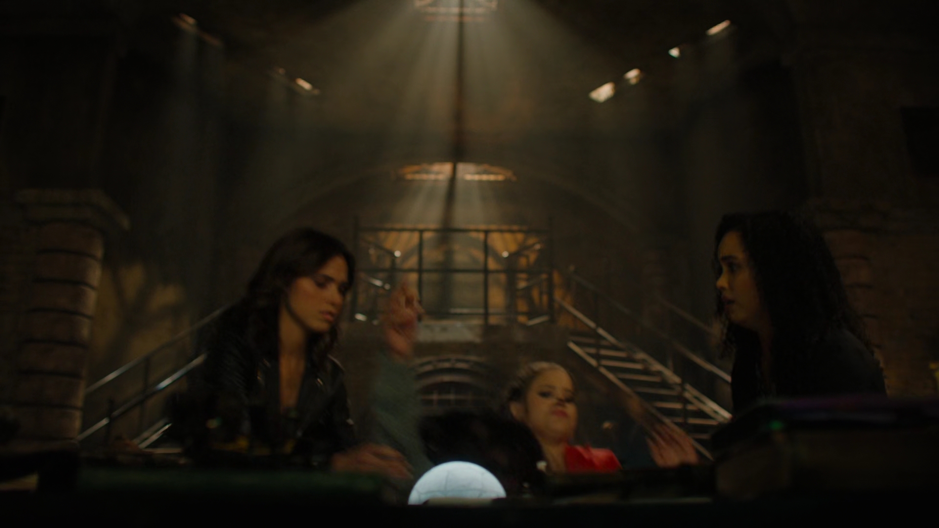 Charmed-Online-dot-nl_Charmed2x04DeconstructingHarry01899.jpg Charmed-Online-dot-nl_Charmed2x04DeconstructingHarry01899.jpg