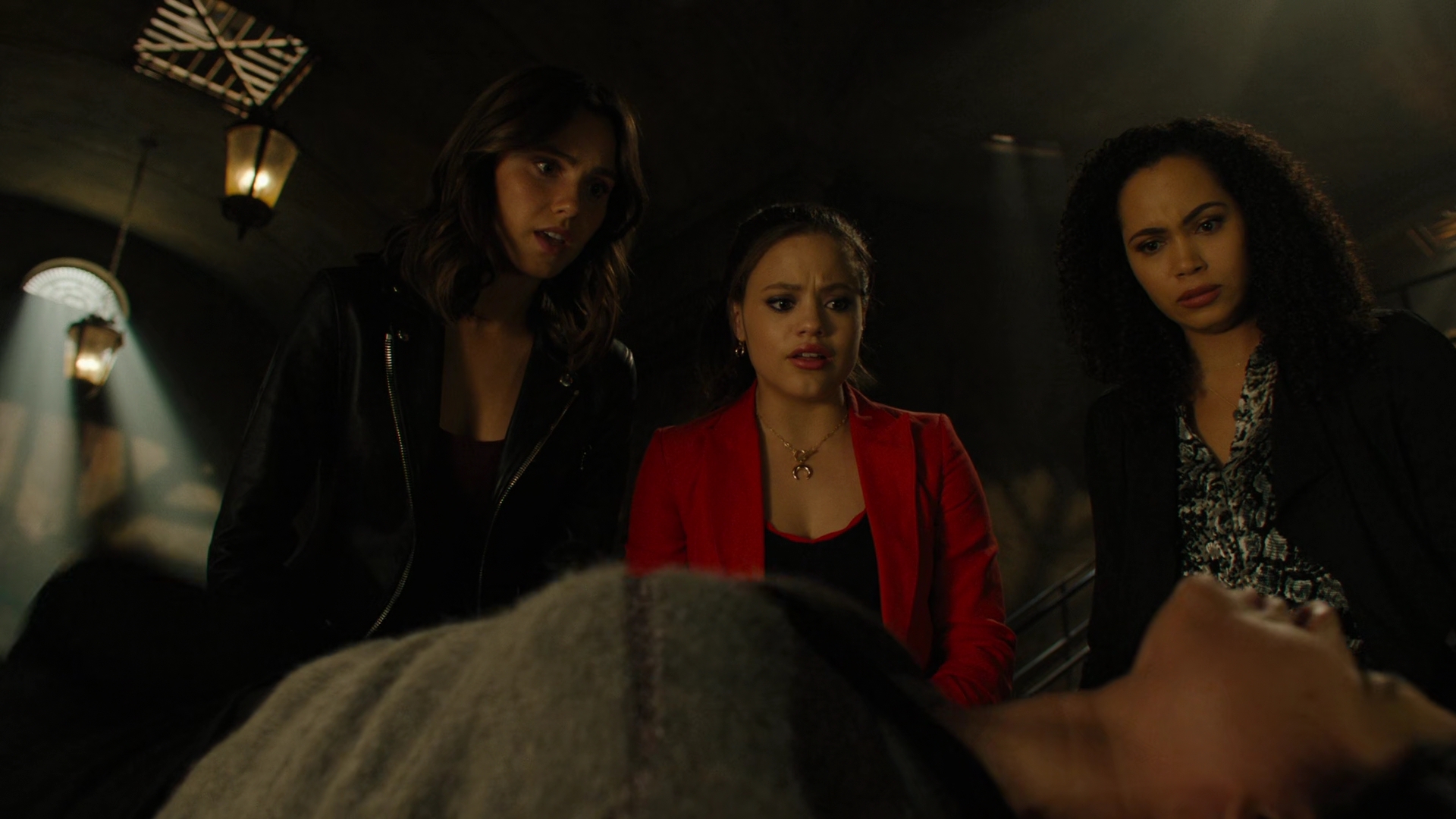 Charmed-Online-dot-nl_Charmed2x04DeconstructingHarry01903.jpg Charmed-Online-dot-nl_Charmed2x04DeconstructingHarry01903.jpg