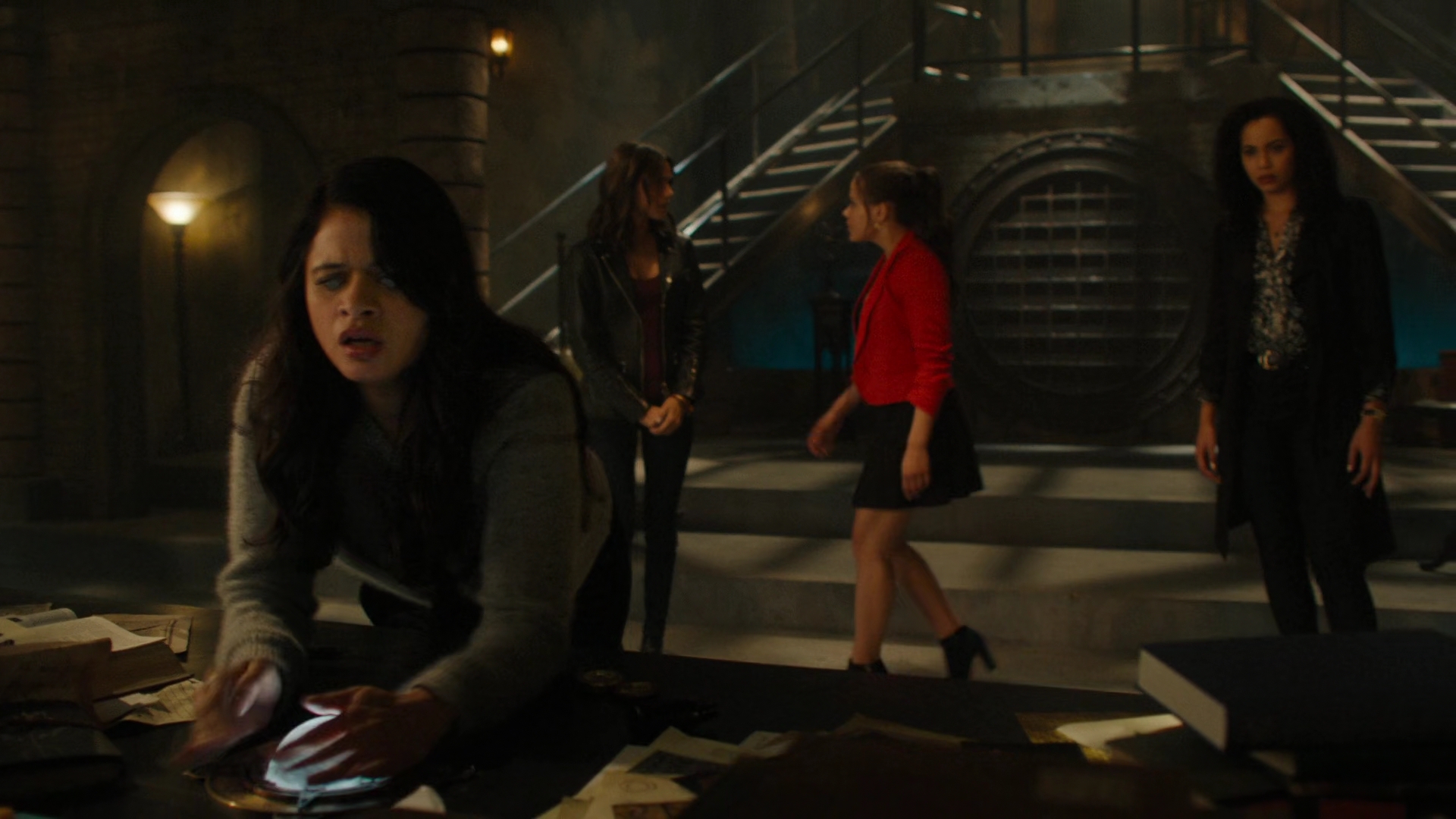 Charmed-Online-dot-nl_Charmed2x04DeconstructingHarry01926.jpg Charmed-Online-dot-nl_Charmed2x04DeconstructingHarry01926.jpg