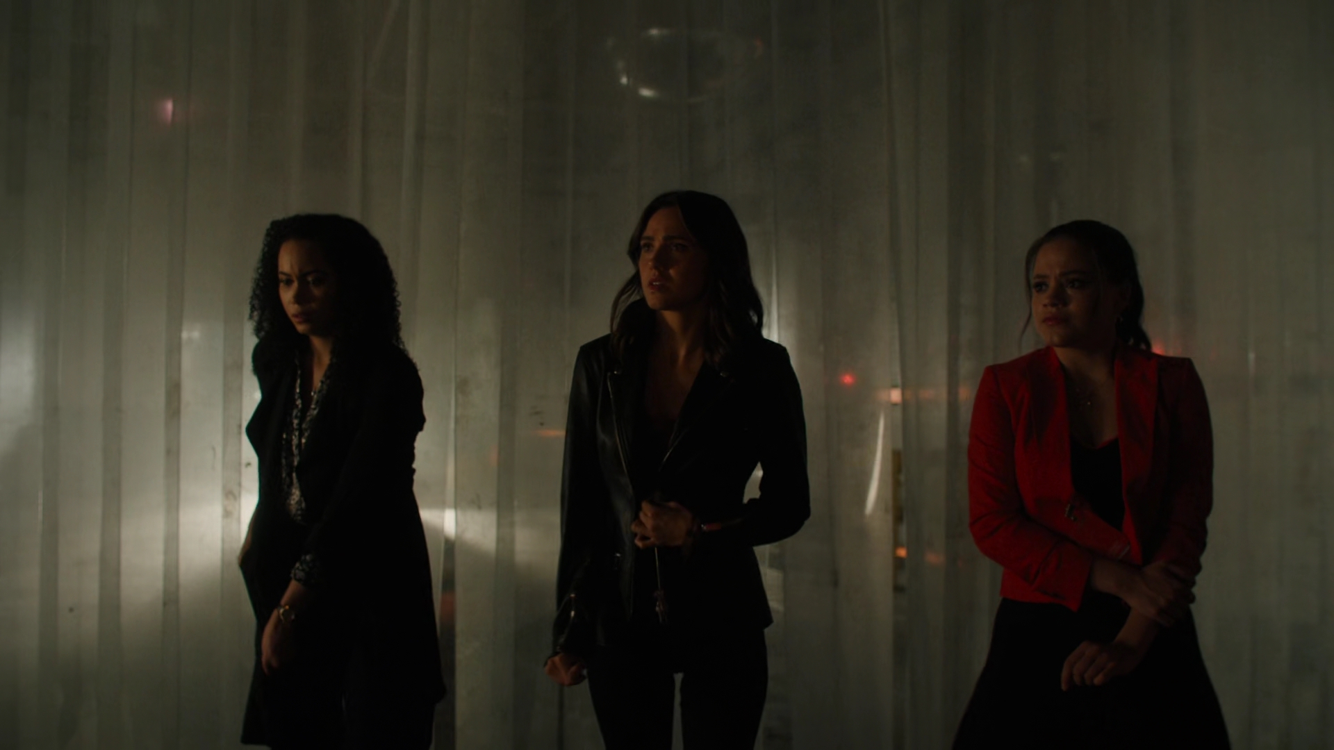 Charmed-Online-dot-nl_Charmed2x04DeconstructingHarry01963.jpg