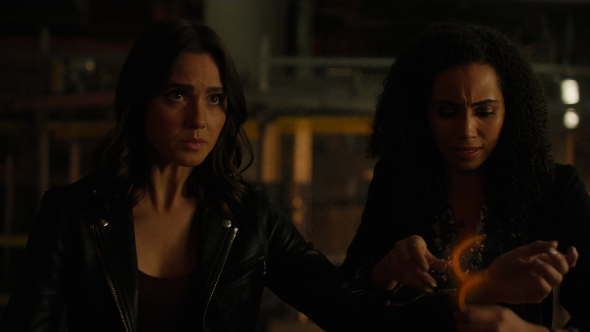 Charmed-Online-dot-nl_Charmed2x04DeconstructingHarry02161.jpg