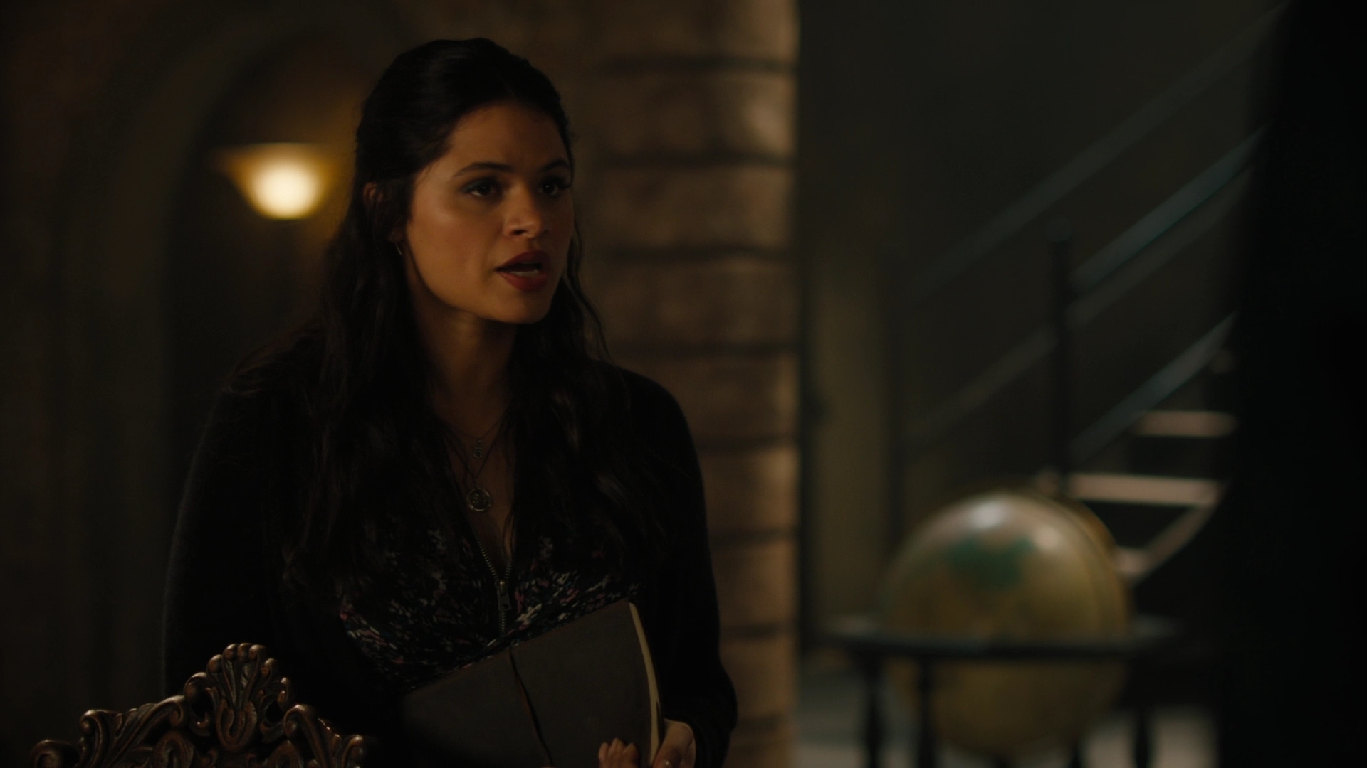 Charmed-Online-dot-nl_2x05TheTruthAboutCatsAndDogs00198.jpg