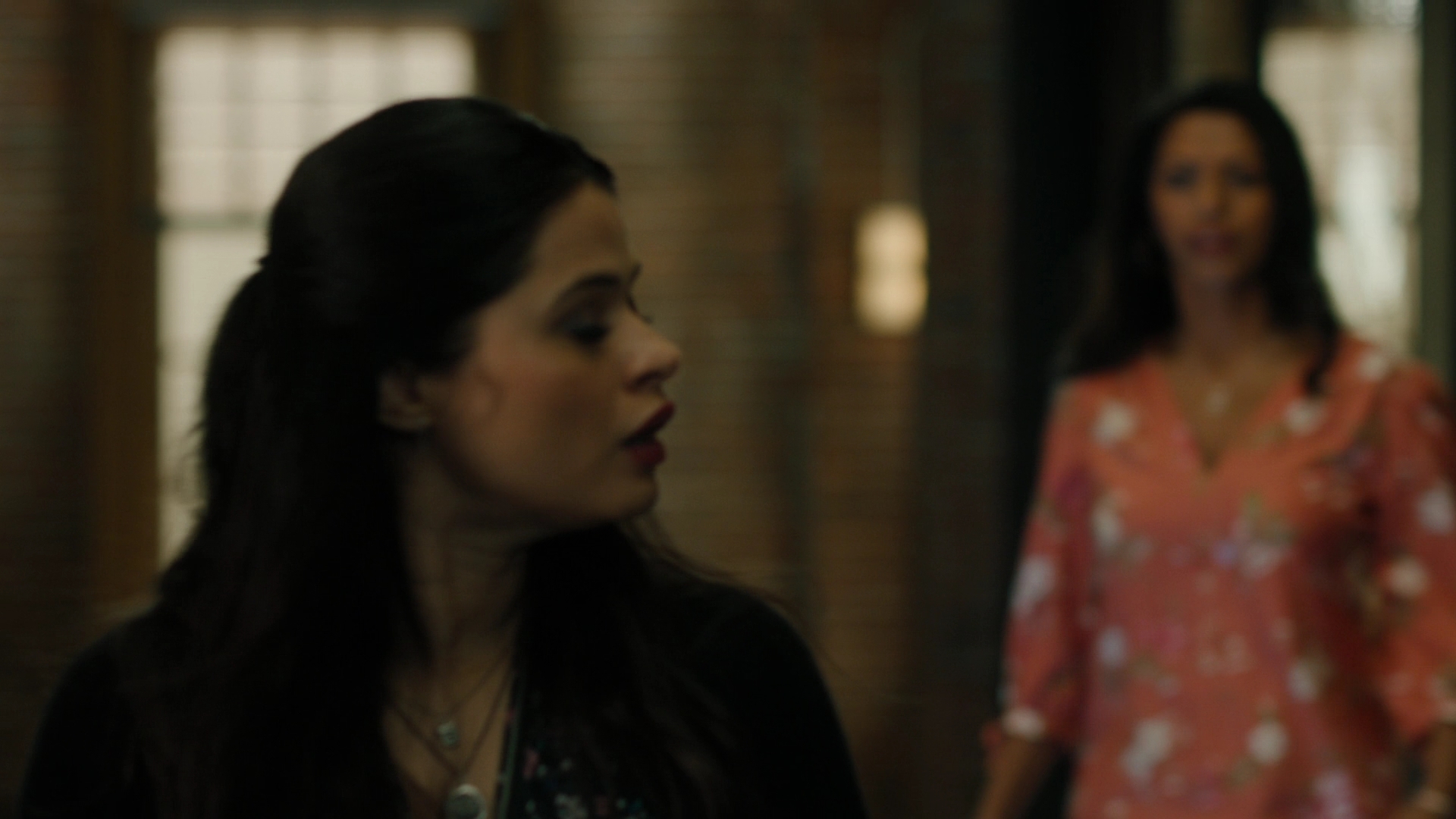Charmed-Online-dot-nl_2x05TheTruthAboutCatsAndDogs00278.jpg