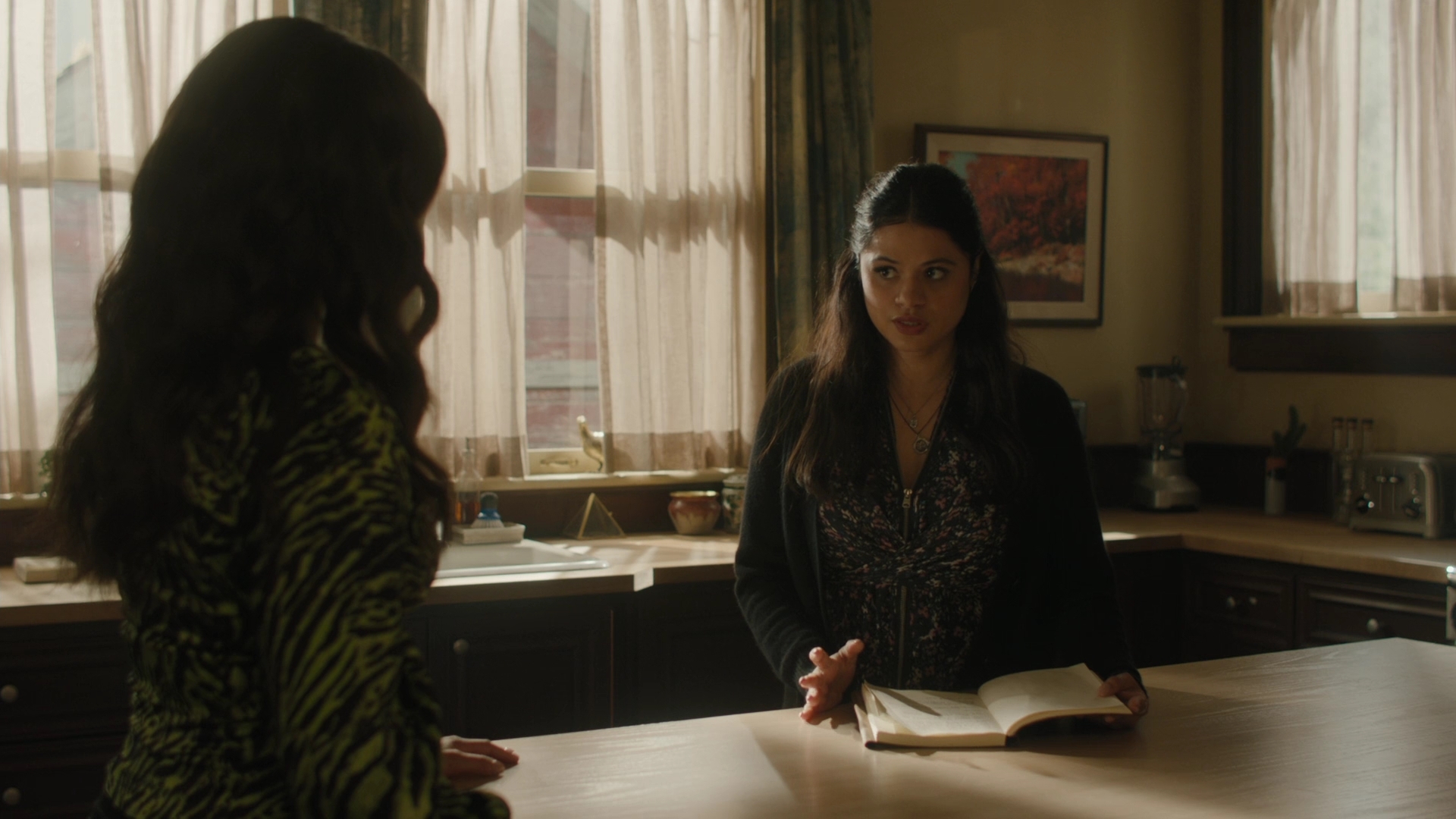 Charmed-Online-dot-nl_2x05TheTruthAboutCatsAndDogs00357.jpg
