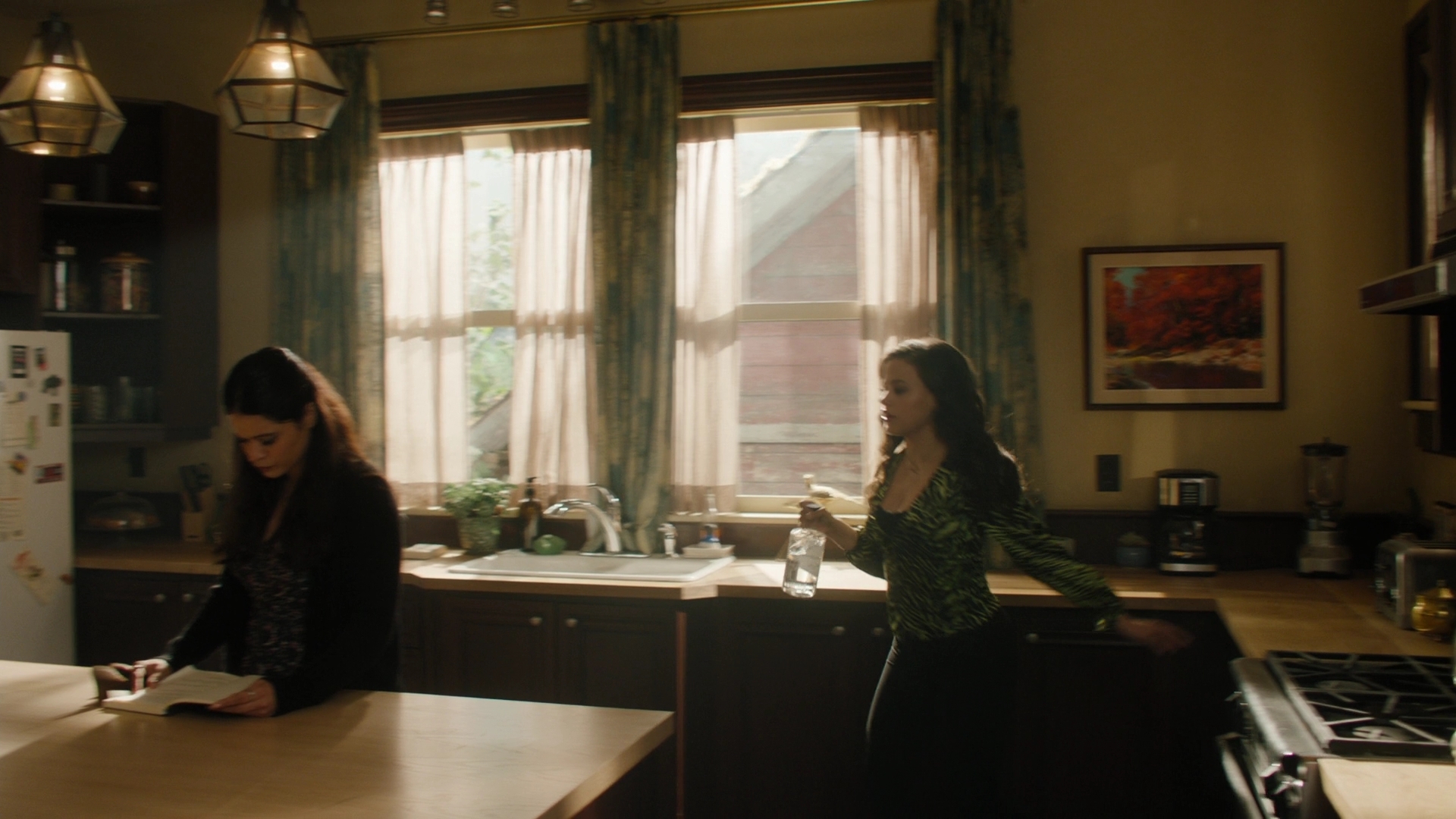 Charmed-Online-dot-nl_2x05TheTruthAboutCatsAndDogs00378.jpg