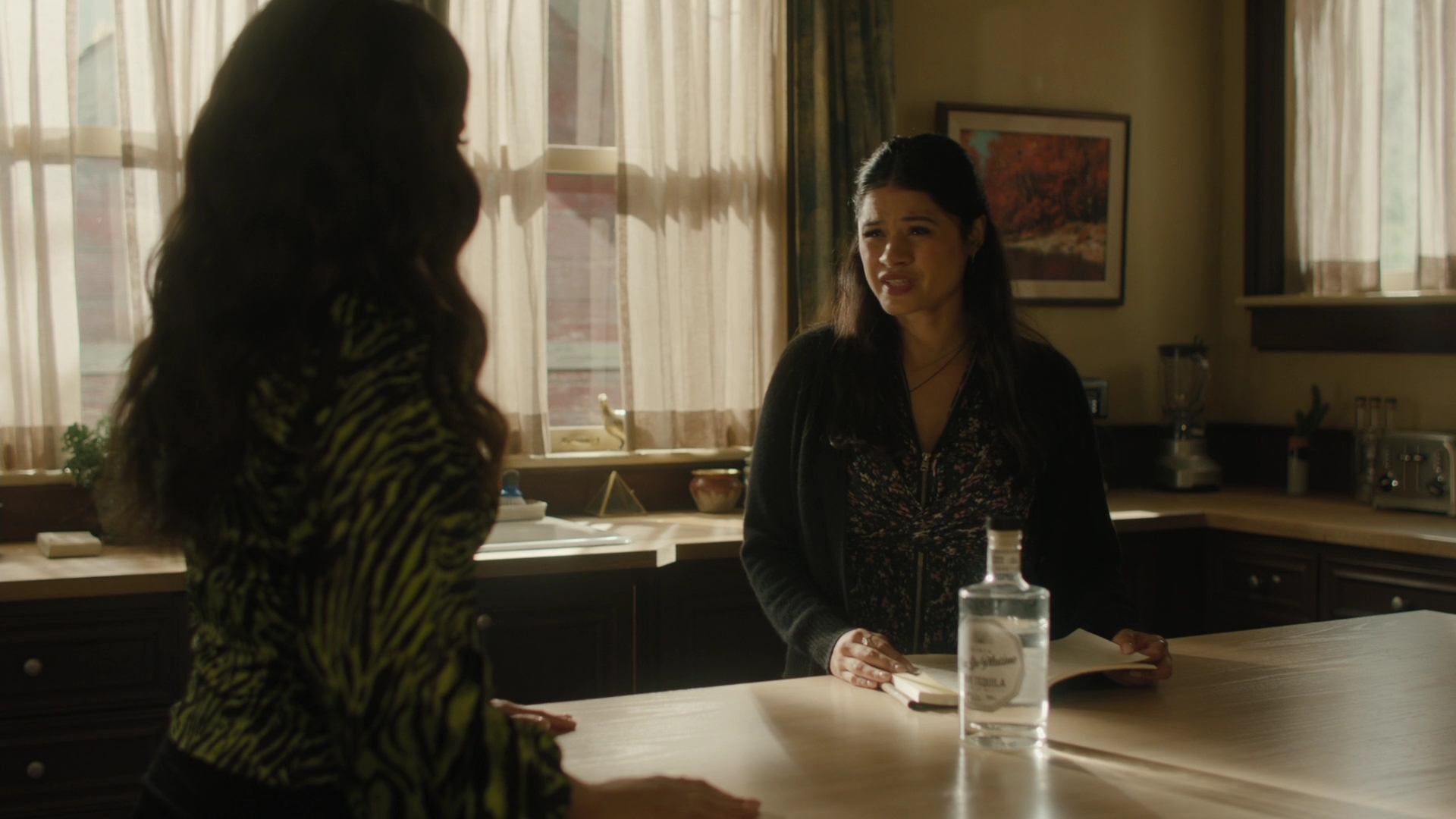 Charmed-Online-dot-nl_2x05TheTruthAboutCatsAndDogs00385.jpg