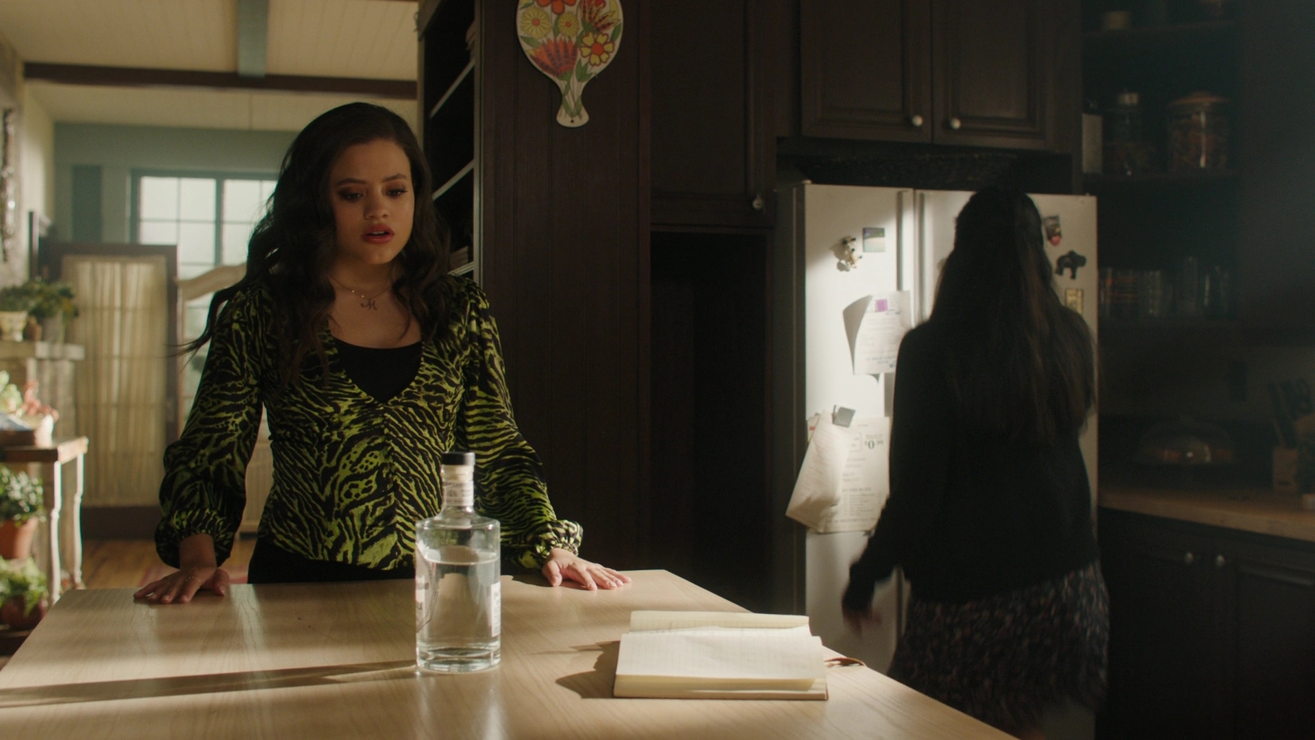 Charmed-Online-dot-nl_2x05TheTruthAboutCatsAndDogs00392.jpg