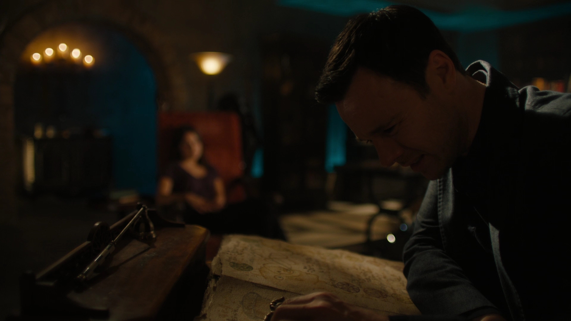 Charmed-Online-dot-nl_2x05TheTruthAboutCatsAndDogs00429.jpg