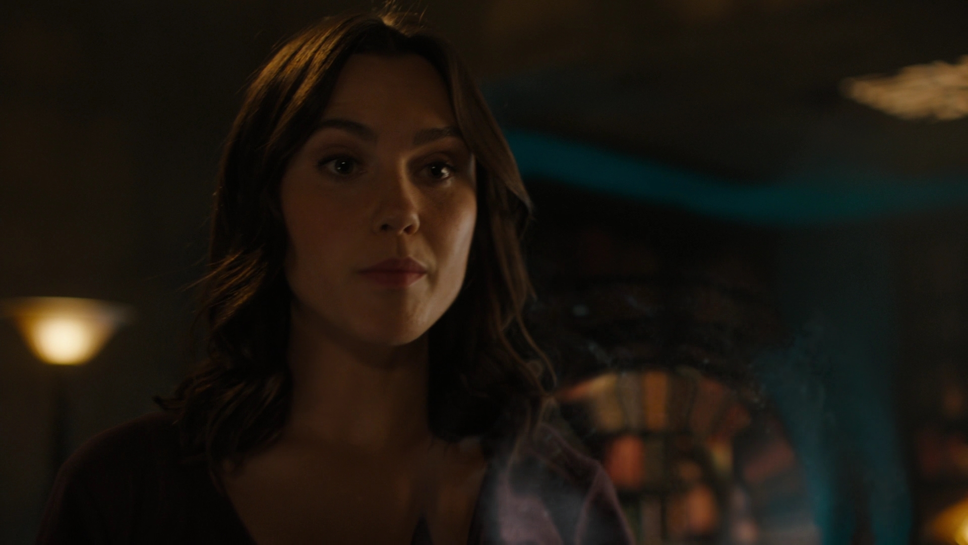 Charmed-Online-dot-nl_2x05TheTruthAboutCatsAndDogs00497.jpg