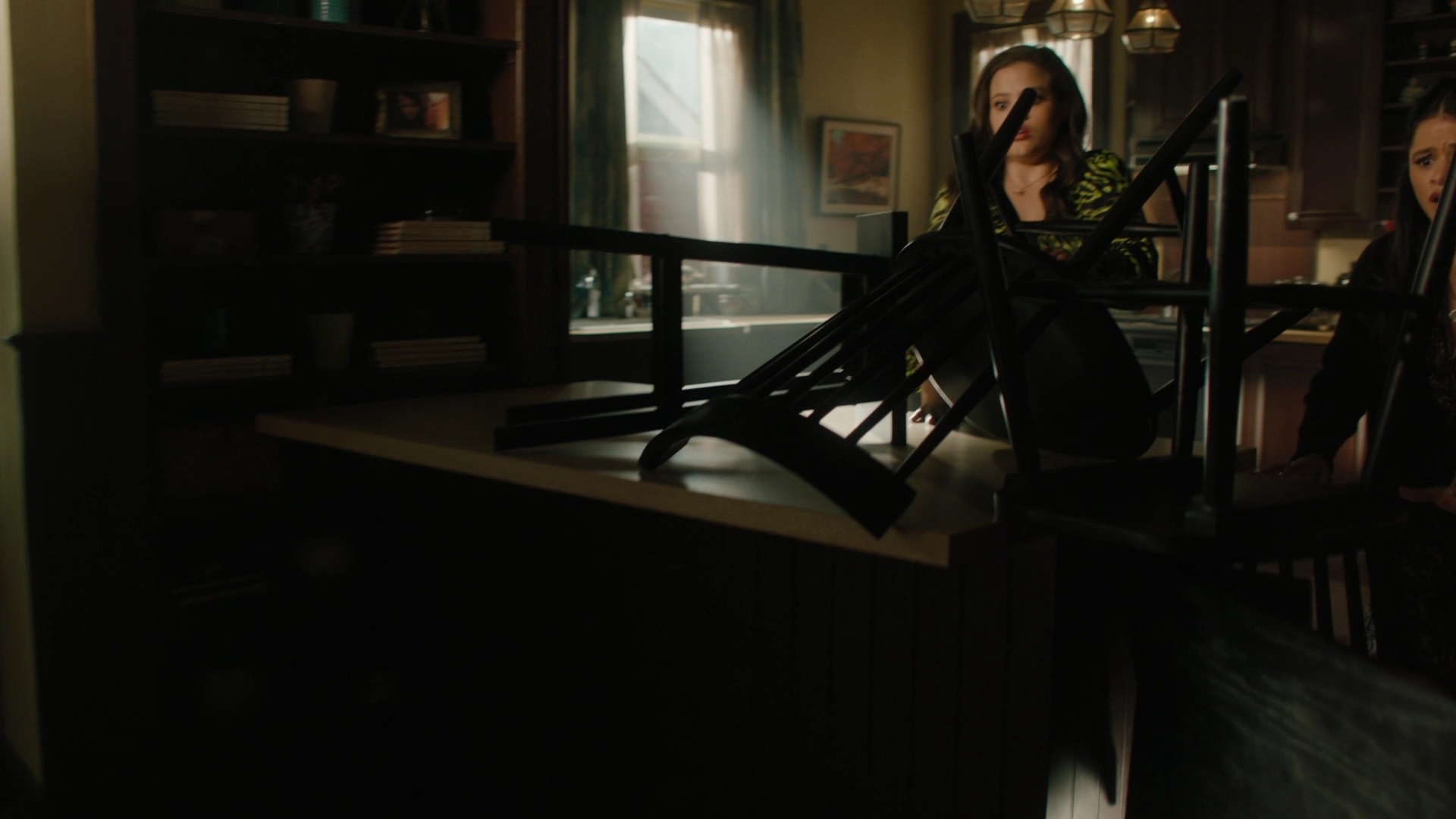 Charmed-Online-dot-nl_2x05TheTruthAboutCatsAndDogs00702.jpg