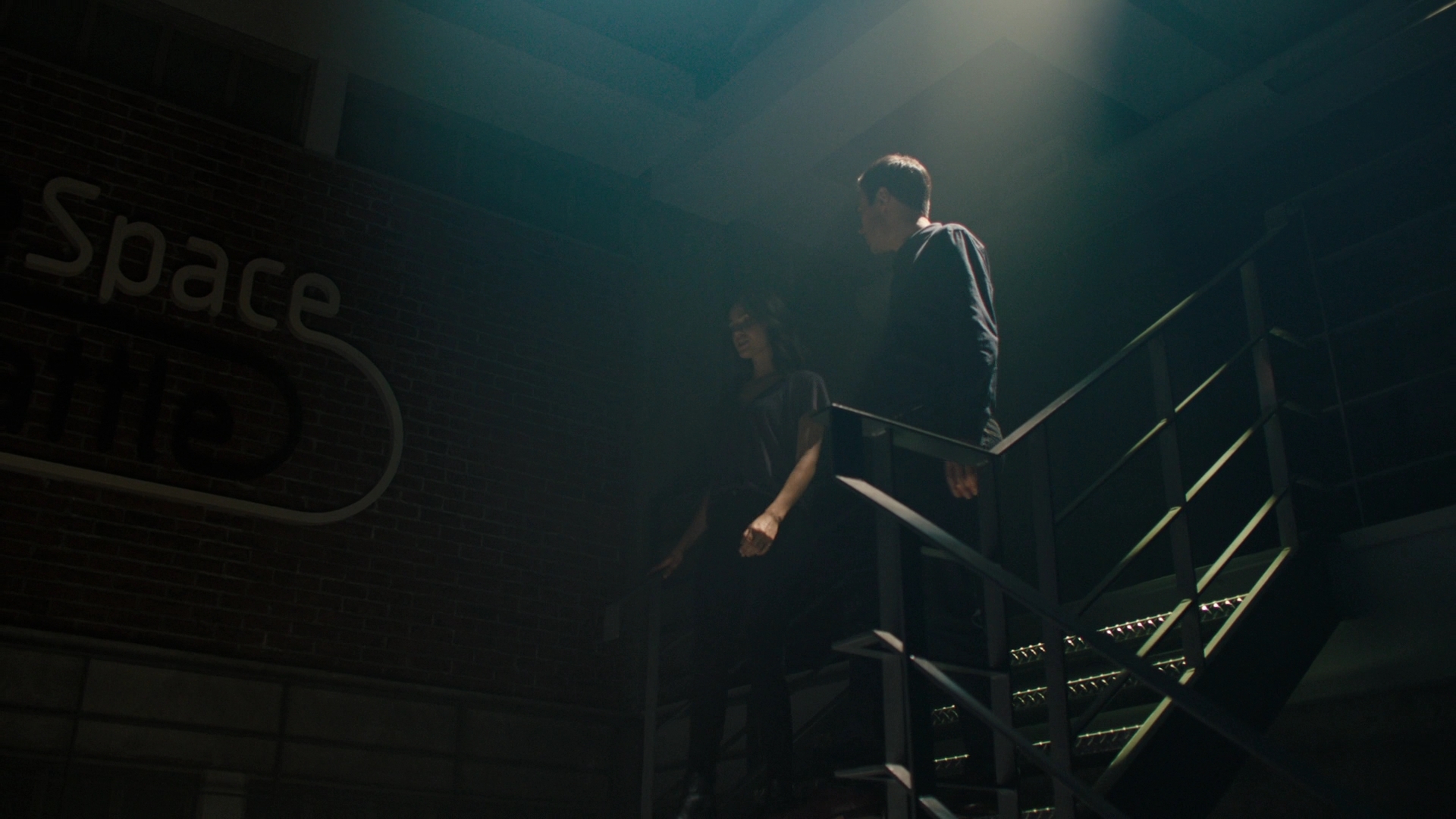 Charmed-Online-dot-nl_2x05TheTruthAboutCatsAndDogs00716.jpg