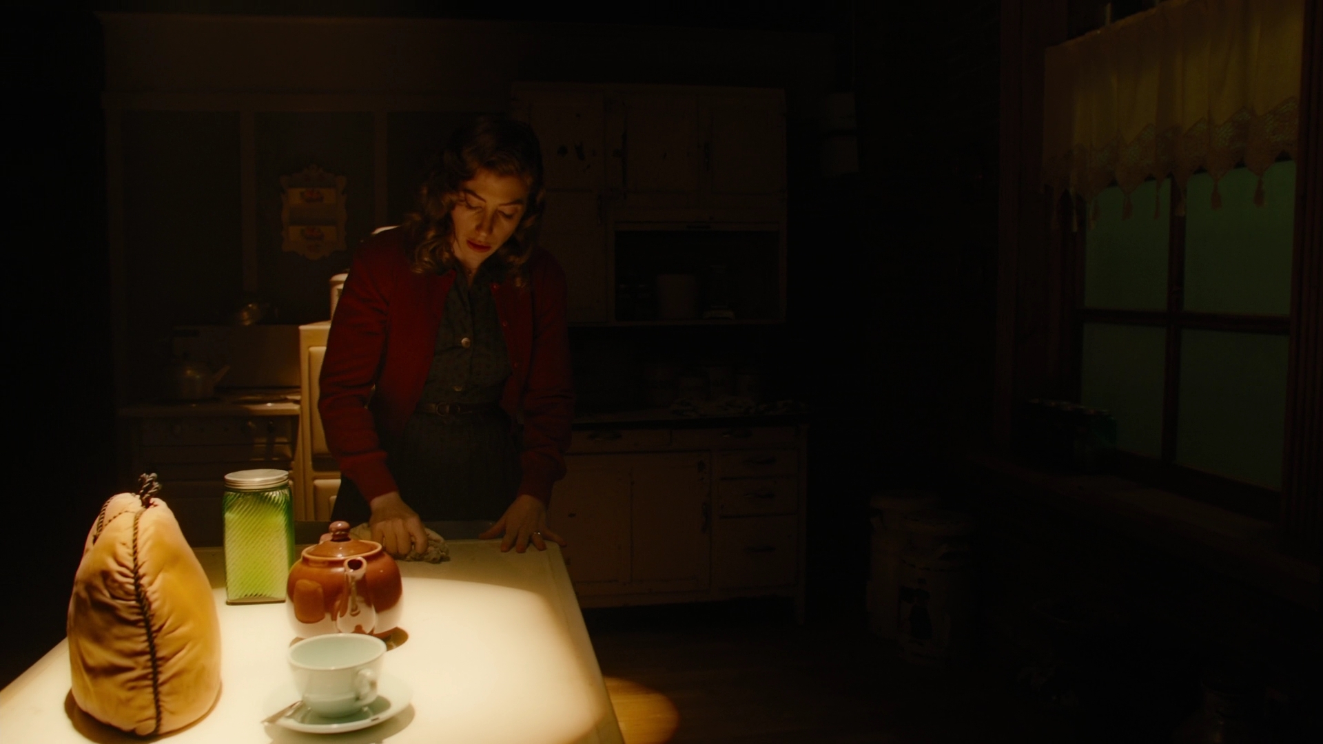 Charmed-Online-dot-nl_2x05TheTruthAboutCatsAndDogs01032.jpg