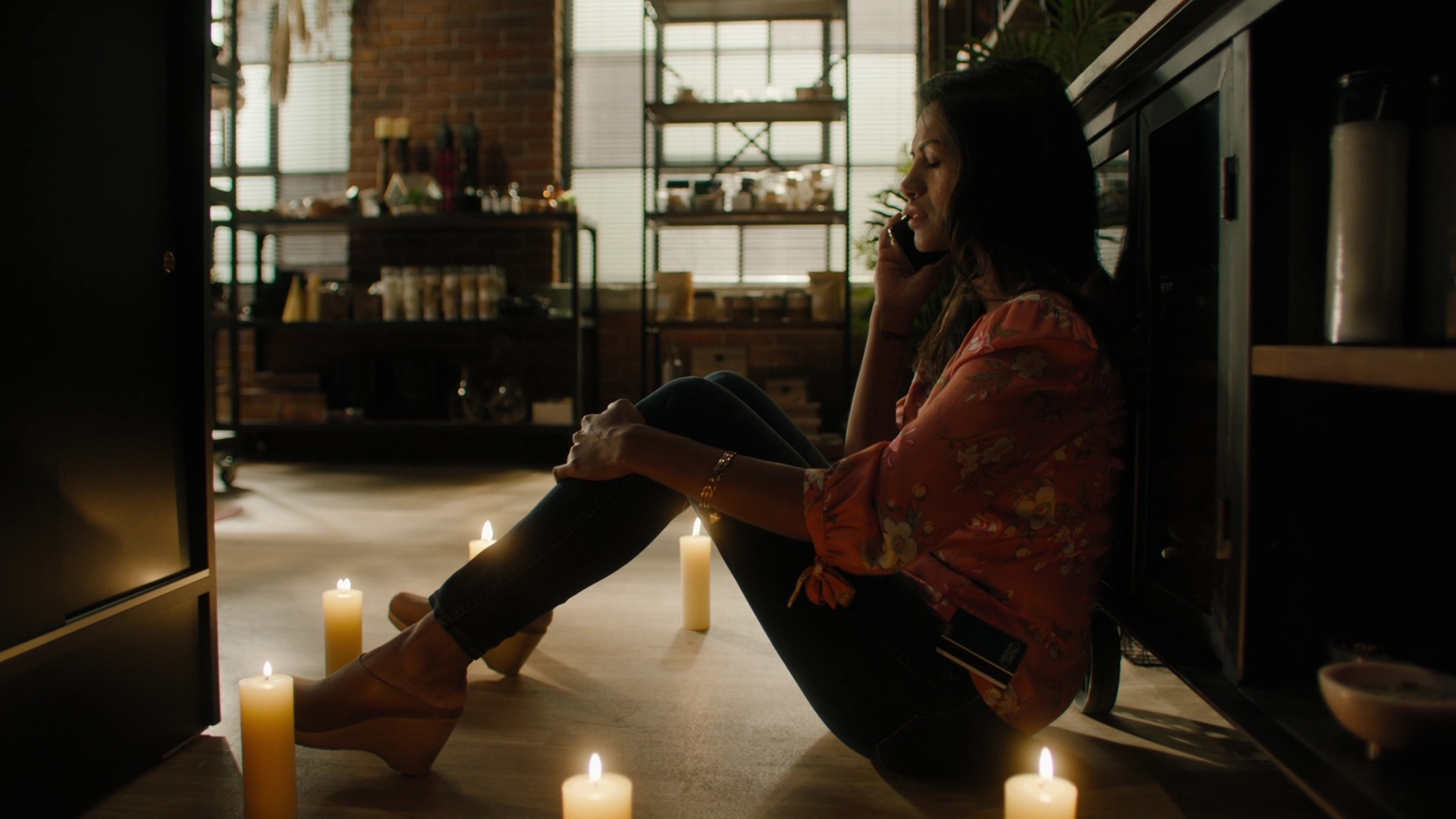 Charmed-Online-dot-nl_2x05TheTruthAboutCatsAndDogs01135.jpg