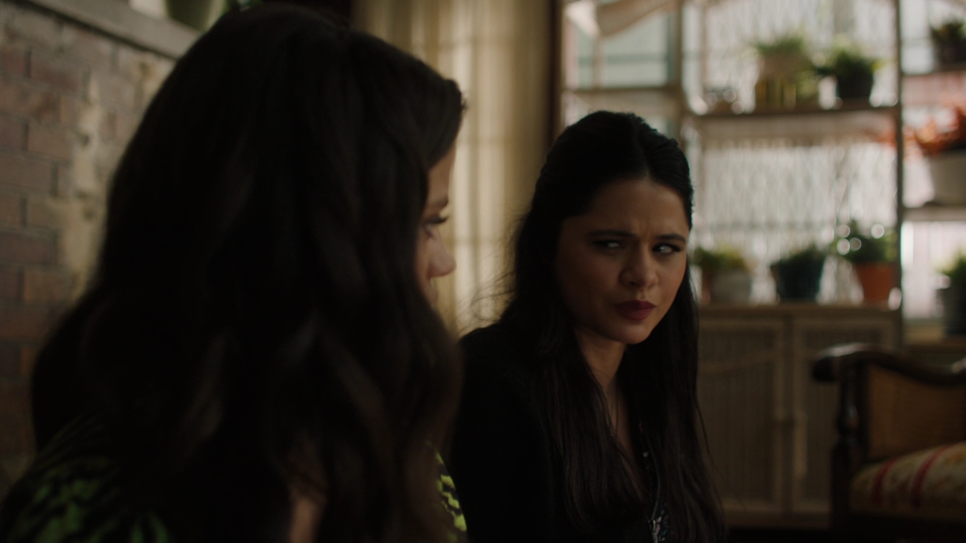 Charmed-Online-dot-nl_2x05TheTruthAboutCatsAndDogs01149.jpg
