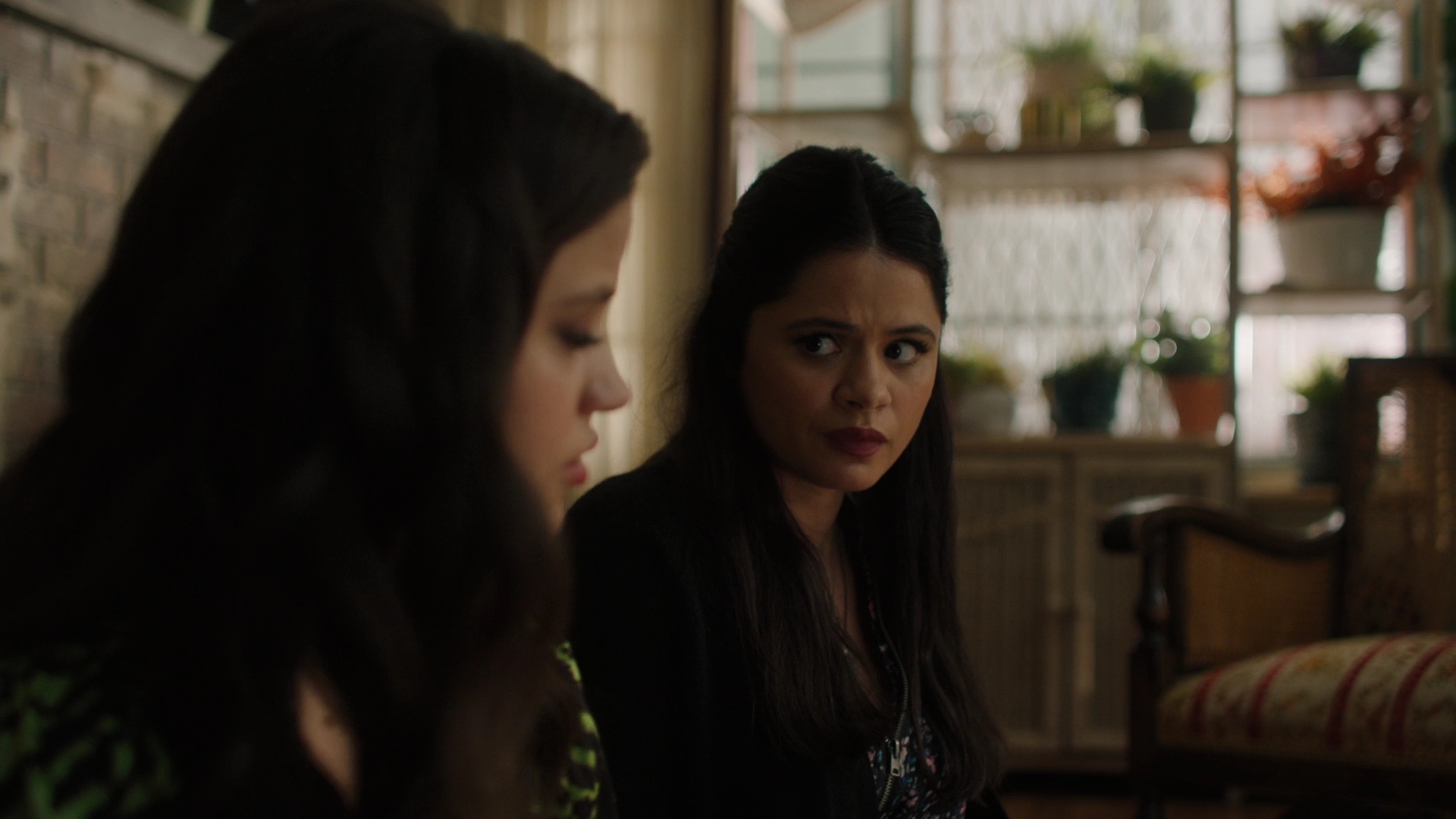 Charmed-Online-dot-nl_2x05TheTruthAboutCatsAndDogs01154.jpg
