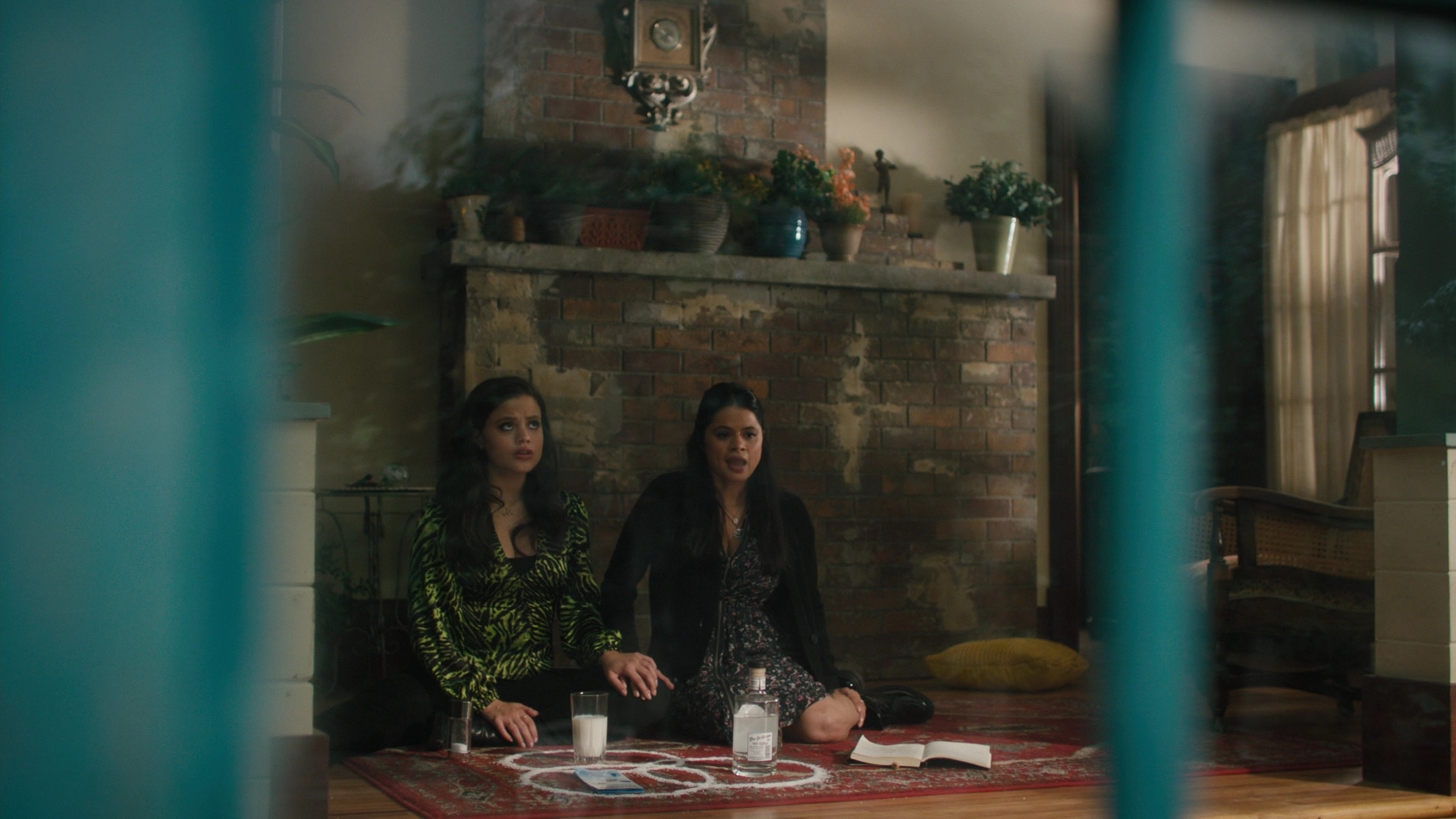 Charmed-Online-dot-nl_2x05TheTruthAboutCatsAndDogs01167.jpg