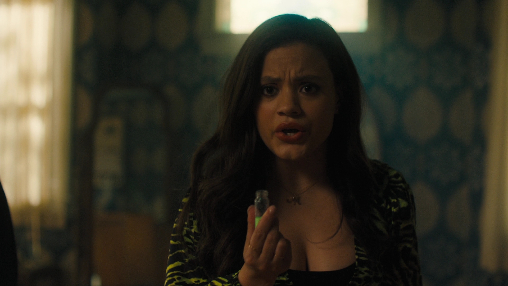 Charmed-Online-dot-nl_2x05TheTruthAboutCatsAndDogs01730.jpg