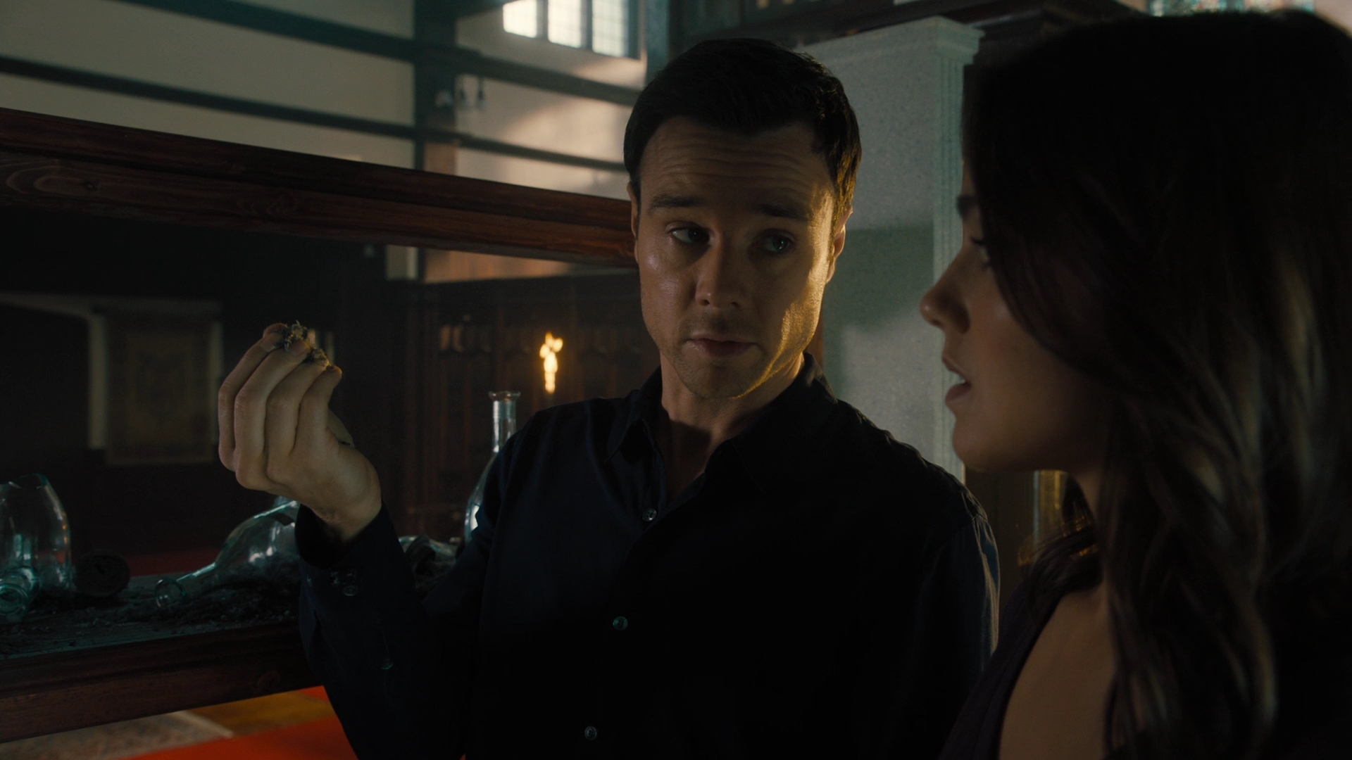 Charmed-Online-dot-nl_2x05TheTruthAboutCatsAndDogs01922.jpg