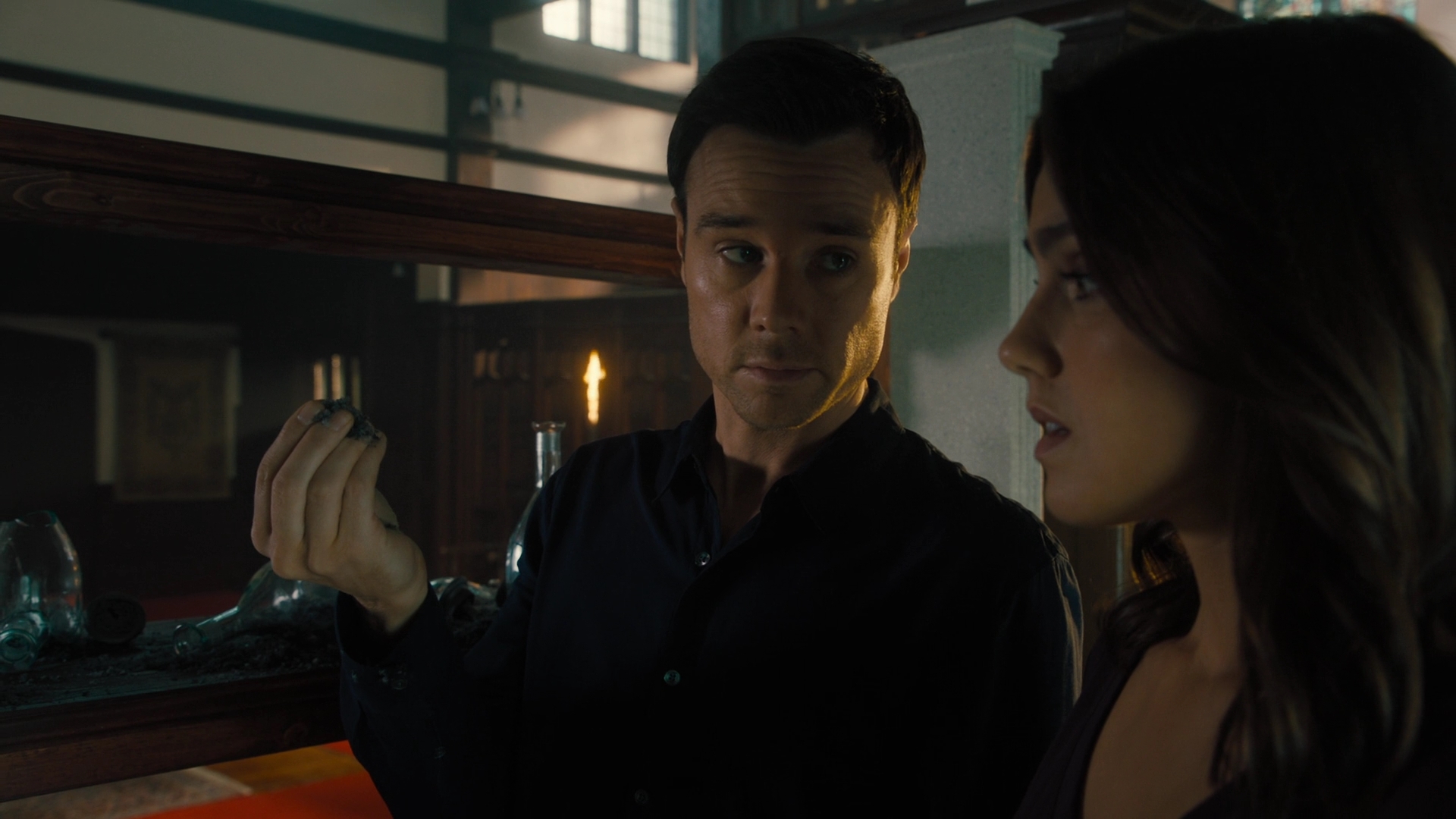 Charmed-Online-dot-nl_2x05TheTruthAboutCatsAndDogs01923.jpg