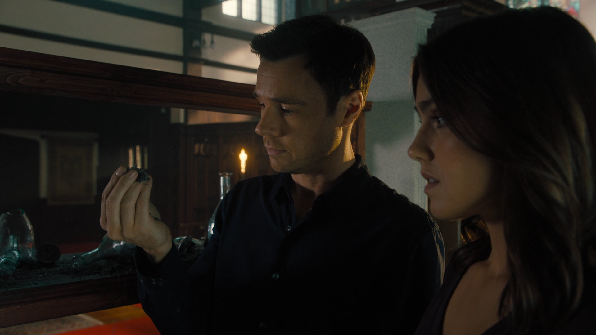 Charmed-Online-dot-nl_2x05TheTruthAboutCatsAndDogs01924.jpg